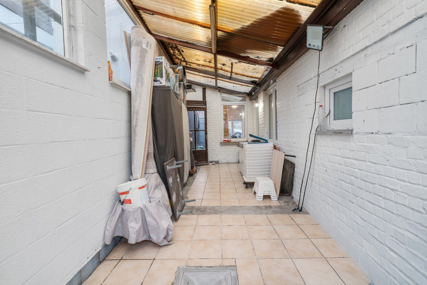 Instapklare stadswoning met ruime tuin foto 10