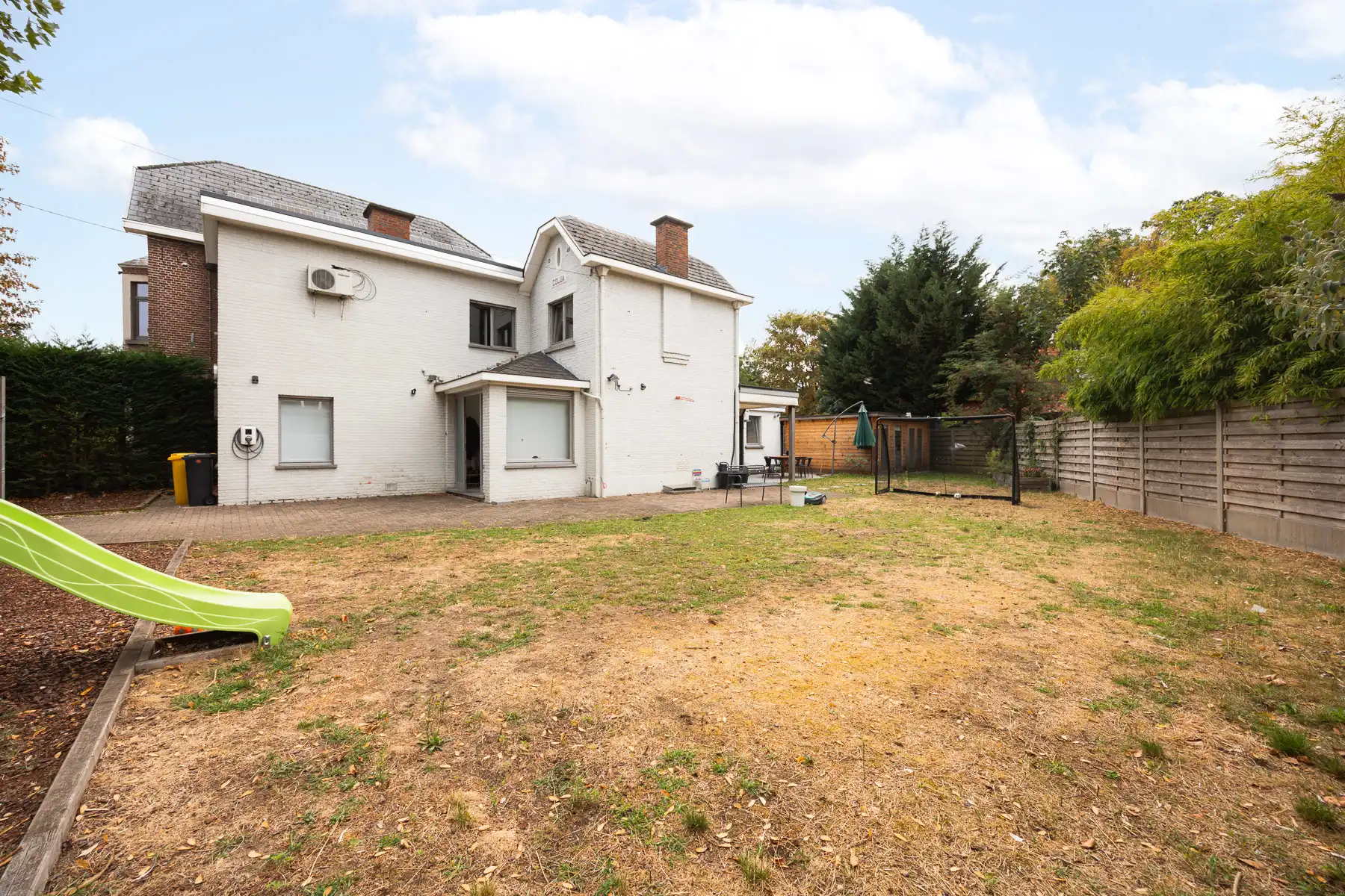 Ruime woning met praktijkruimte op toplocatie foto 20