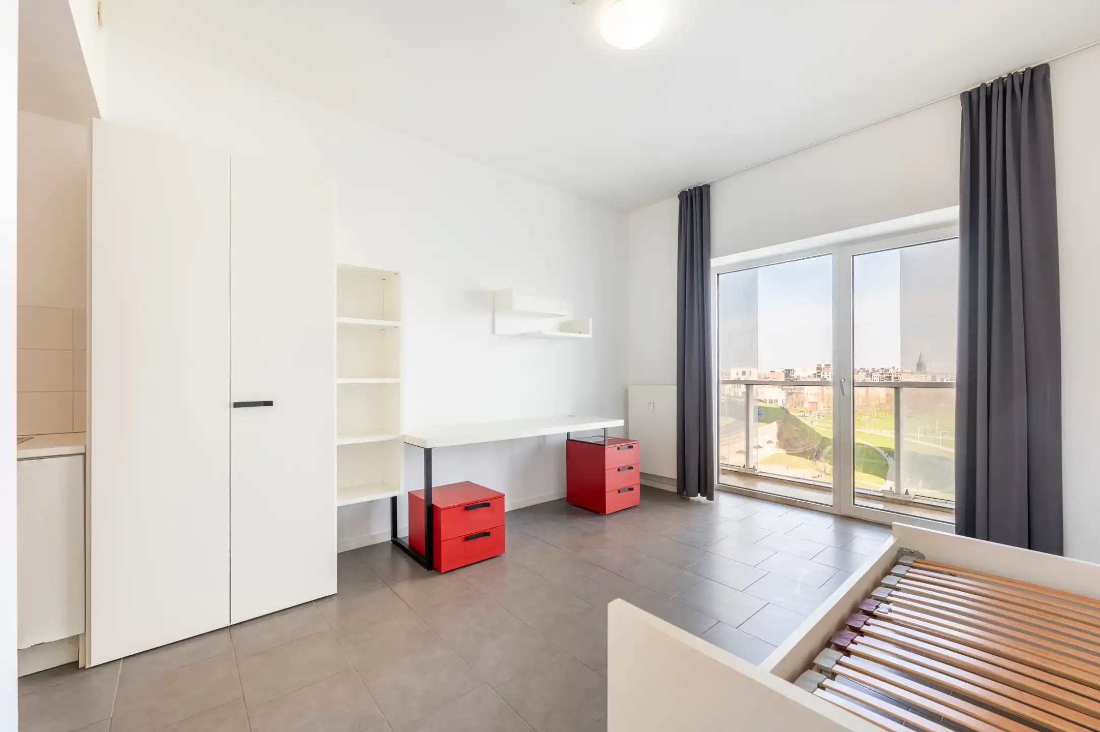 Lichtrijke studio met terras en topligging in Antwerpen foto 5