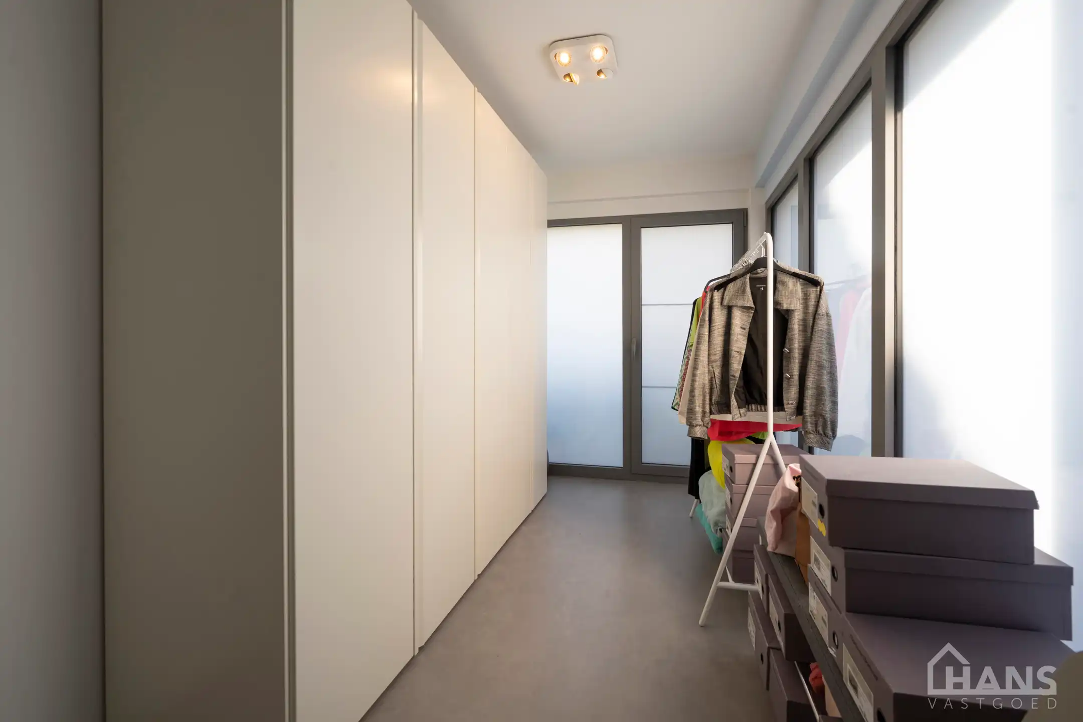 Karaktervolle halfopen bebouwing met uitzonderlijke bijgebouwen. foto 19
