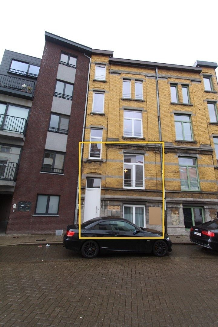 Lichtrijk duplex appartement in gerenoveerde burgerwoning  foto 9