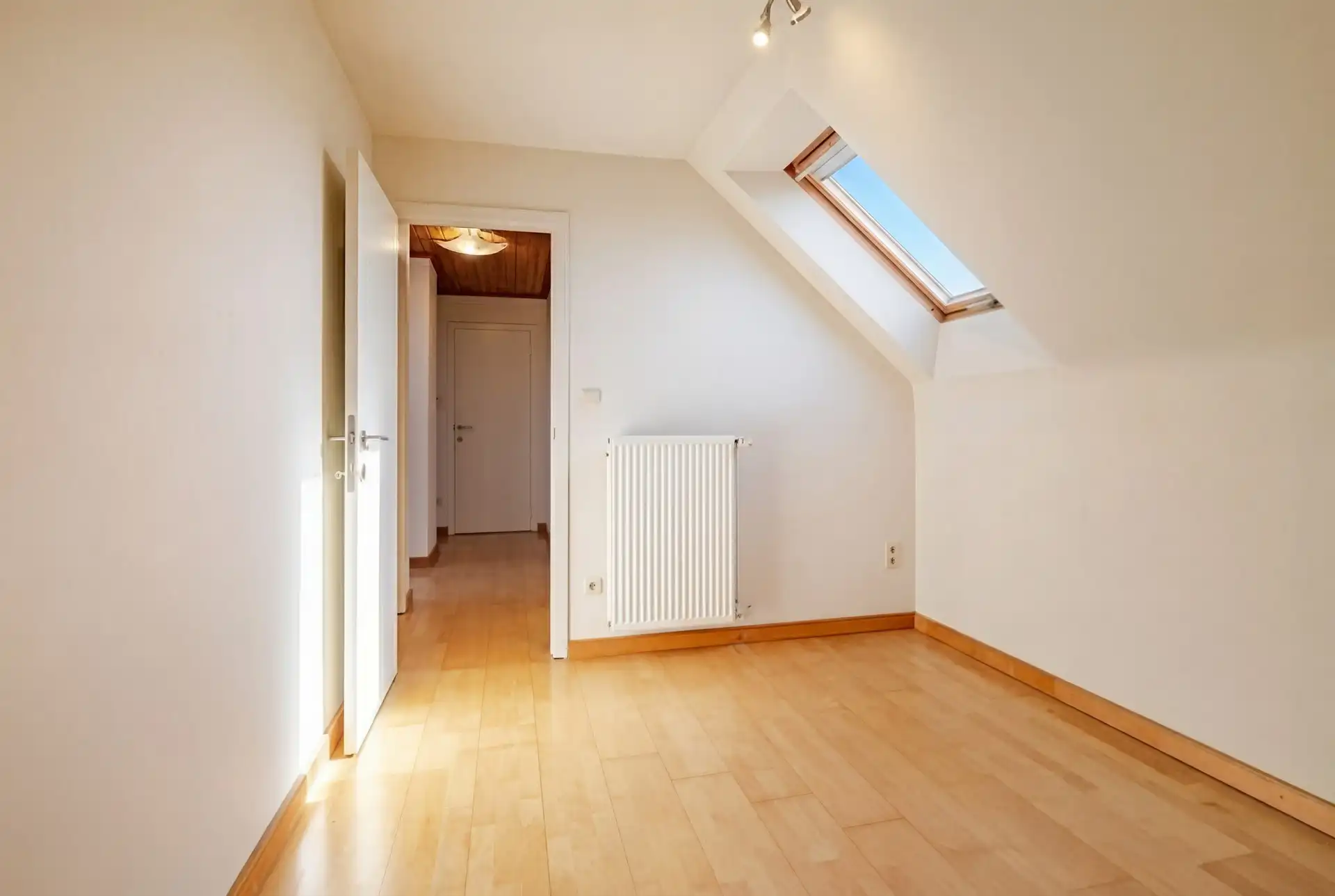 Prachtige open bebouwing met 3 slks en tuin foto 10