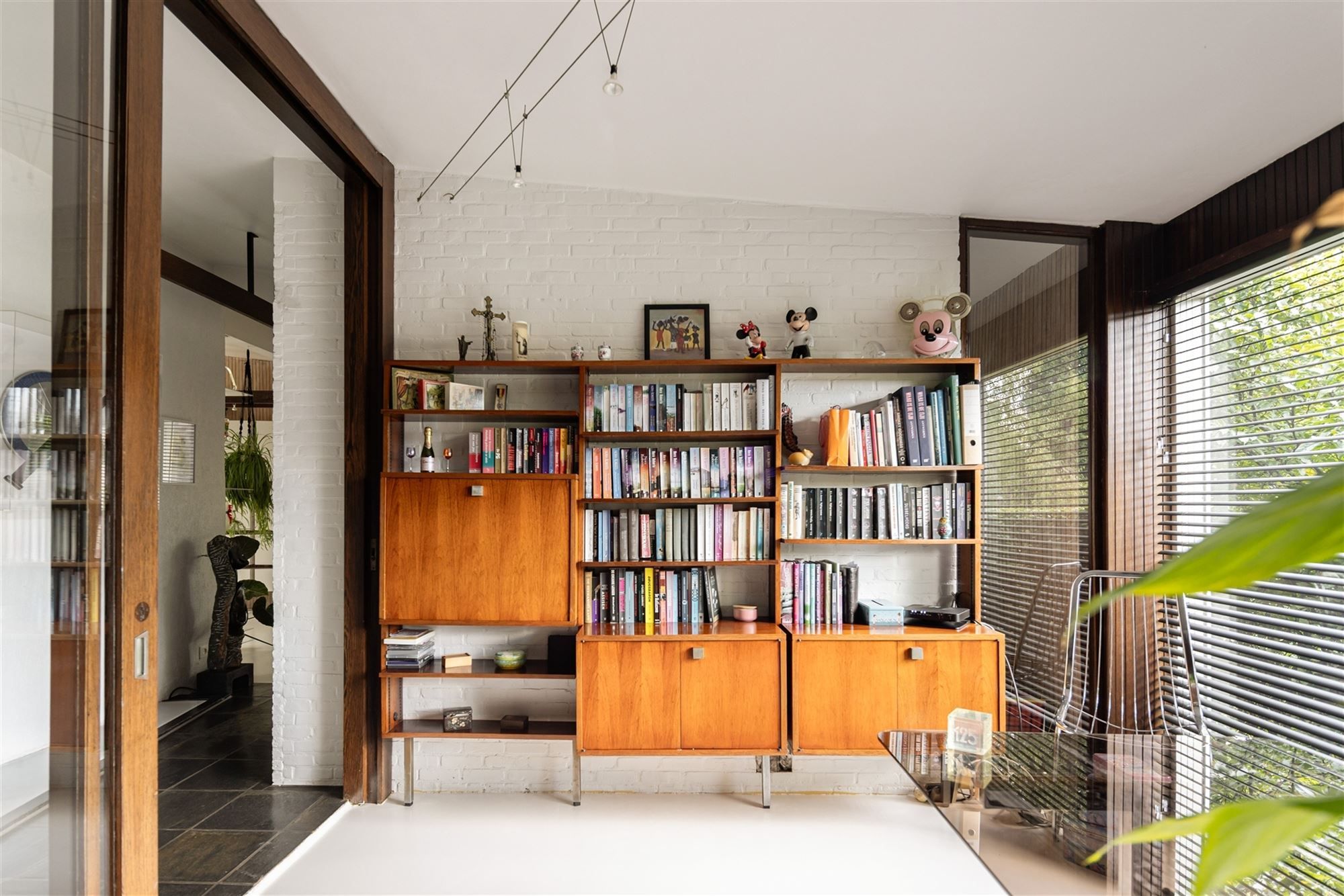 Sixtiesparel in het residentiële Koningshof foto 18