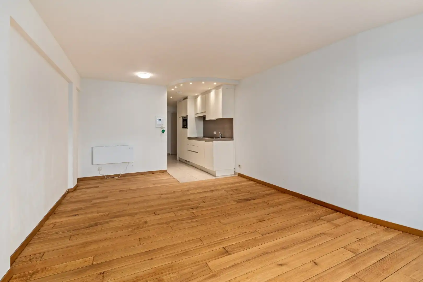 APPARTEMENT MET ZIJDELINGS ZEEZICHT IN CENTRUM  foto 2