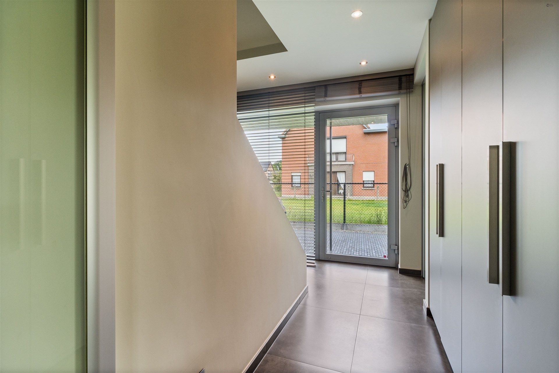 Ruime villa op 1.480m² met 6 slaapkamers, bureel en dressing foto 15