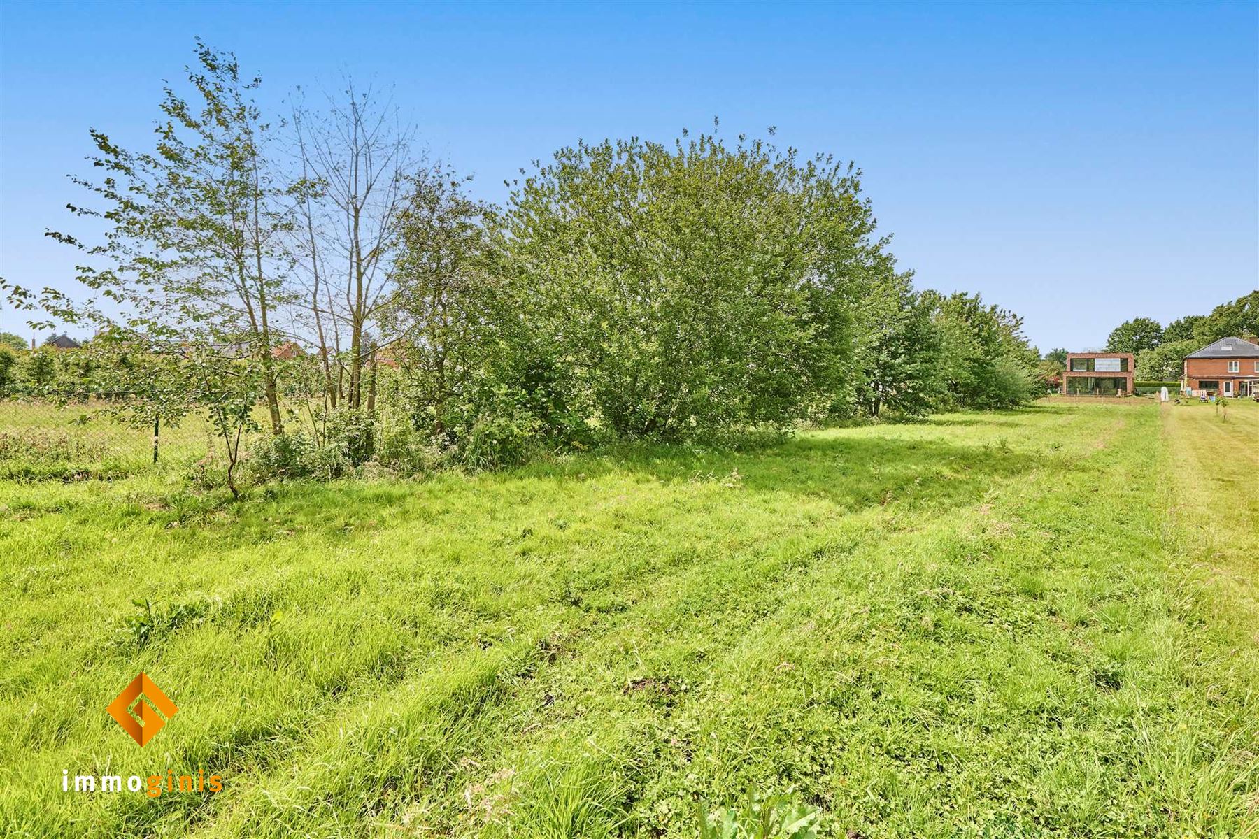 Zéér ruime woning met diverse mogelijkheden op prachtig perceel van 18a60ca in een groene omgeving.  foto 27