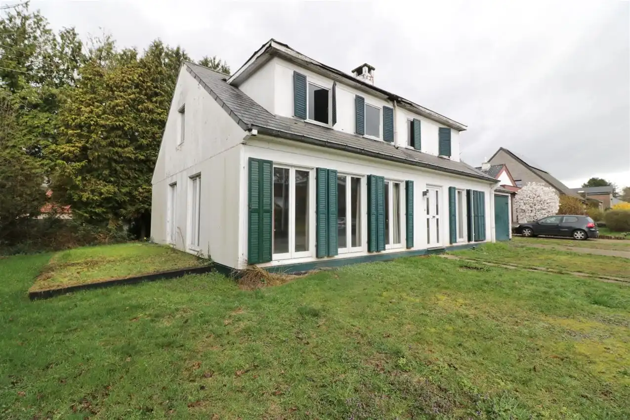 karaktervol, geliefde ligging, 6 slpk, te renoveren foto 37