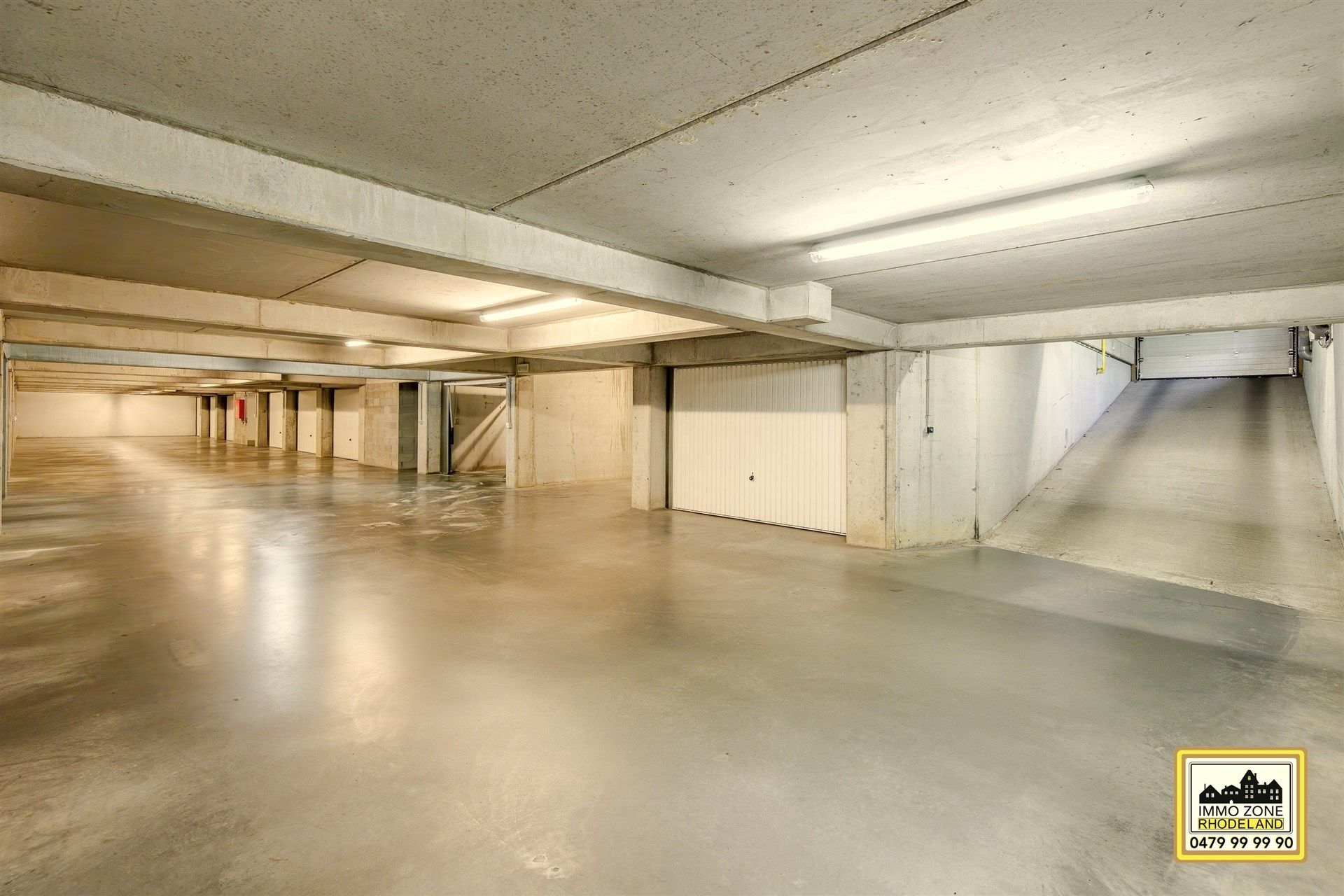 Ruime duplex met 3 slaapkamers met terras.  foto 22