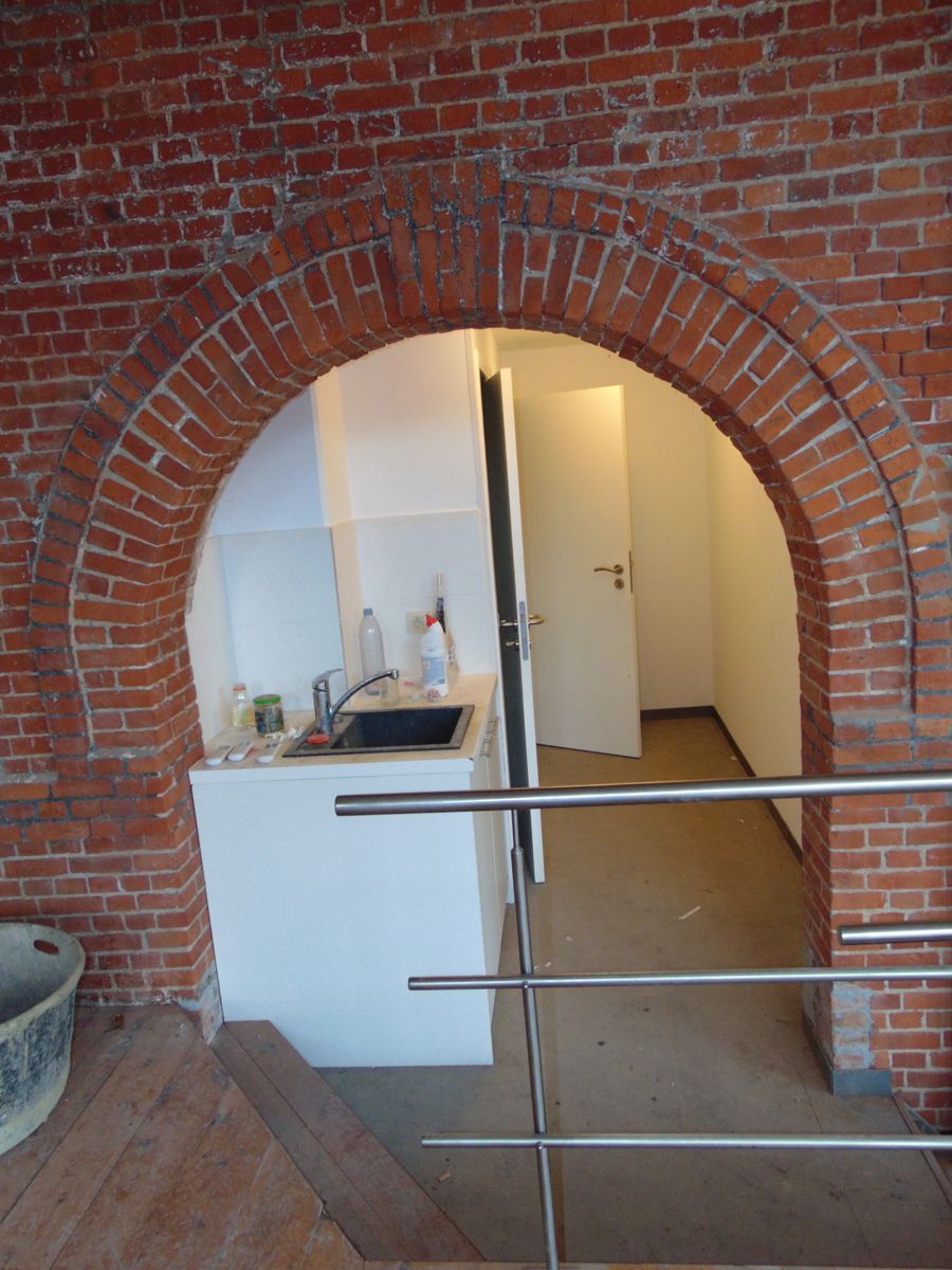 Opslagplaats te huur: 350 m² nabij kanaal Dessel-Schoten foto 18