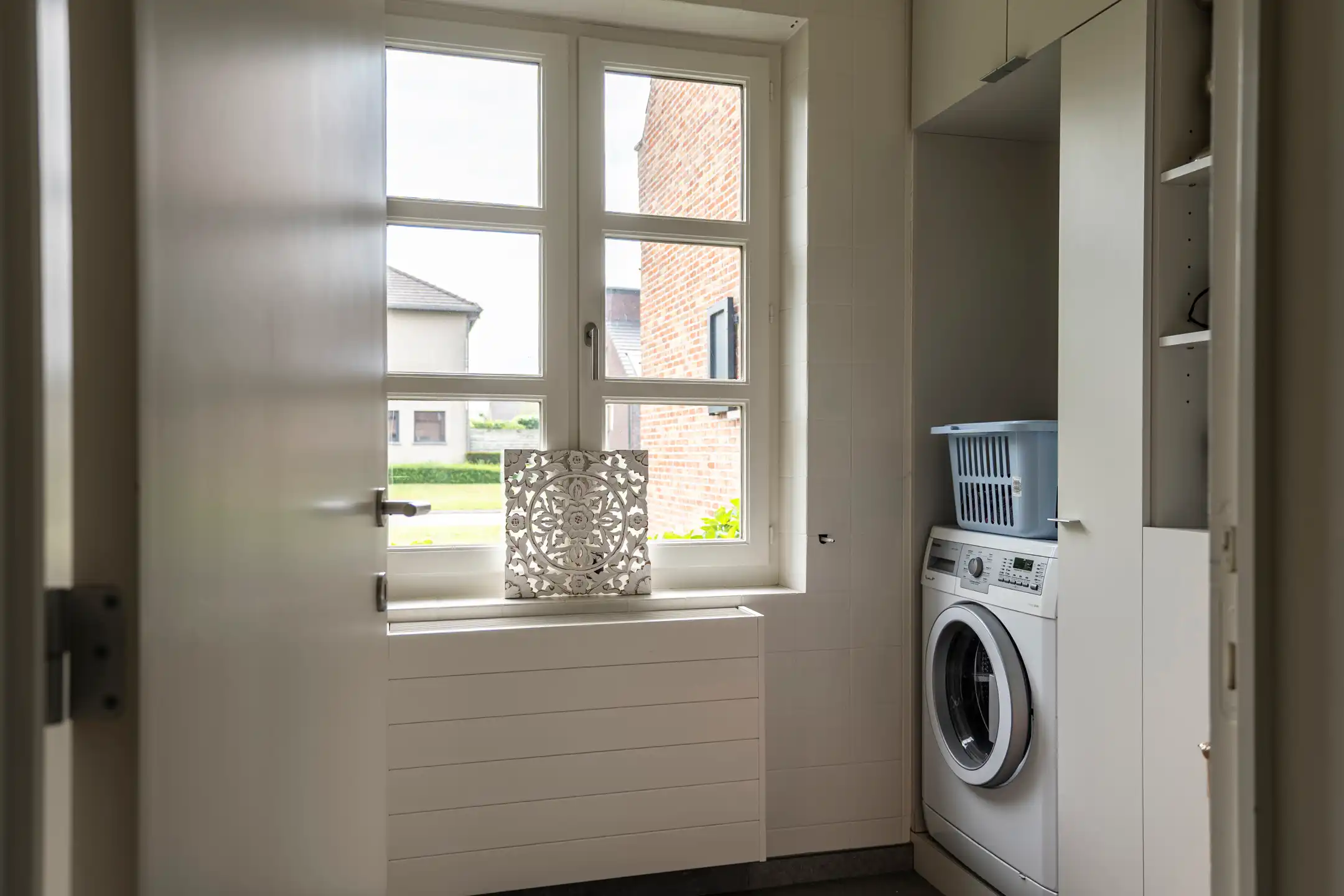 Rustig gelegen vrijstaande woning op 960 m² grond. foto 8