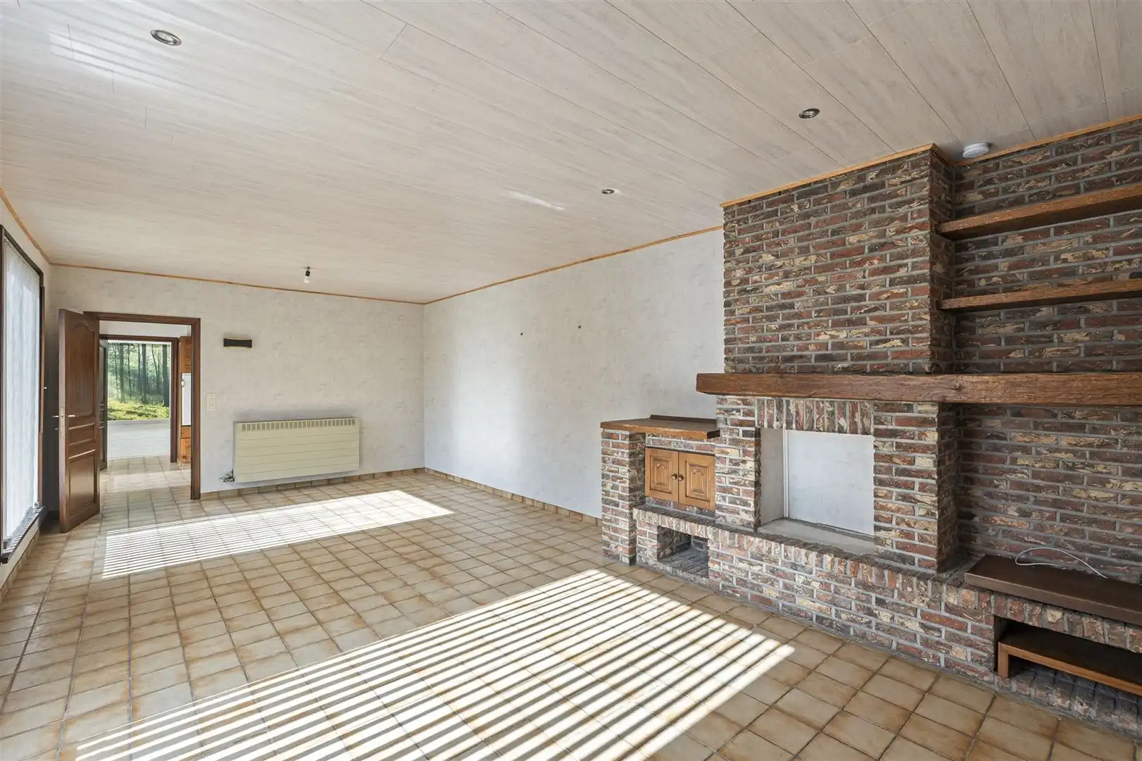 Zeer ruime woning met prachtige tuin foto 14