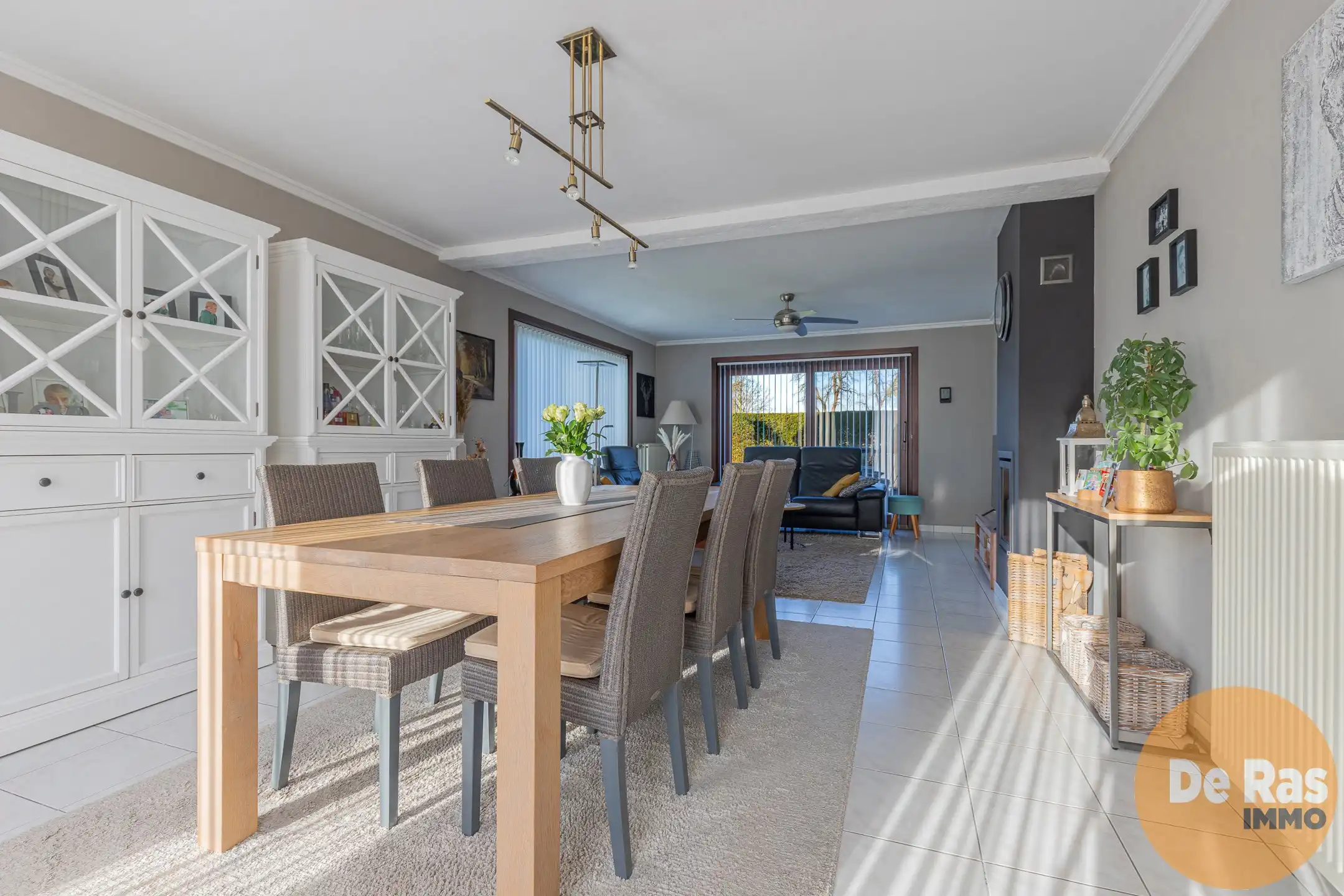 OORDEGEM - Instapklare bungalow/3 slp/garage en mooie tuin! foto 6