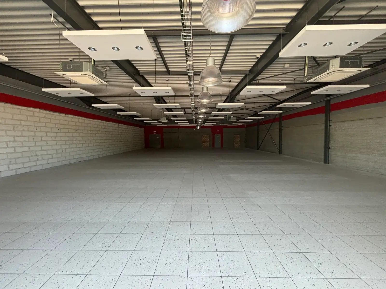 Handelspand 520 m² te huur – Maldegem naast AVA foto 2