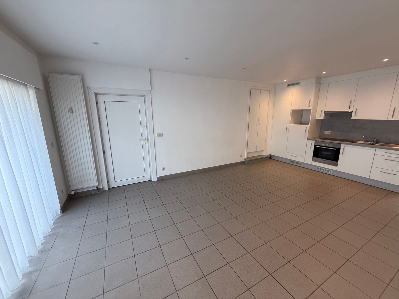 Opbrengsteigendom 2 appartementen en 2 commerciële ruimtes foto 29