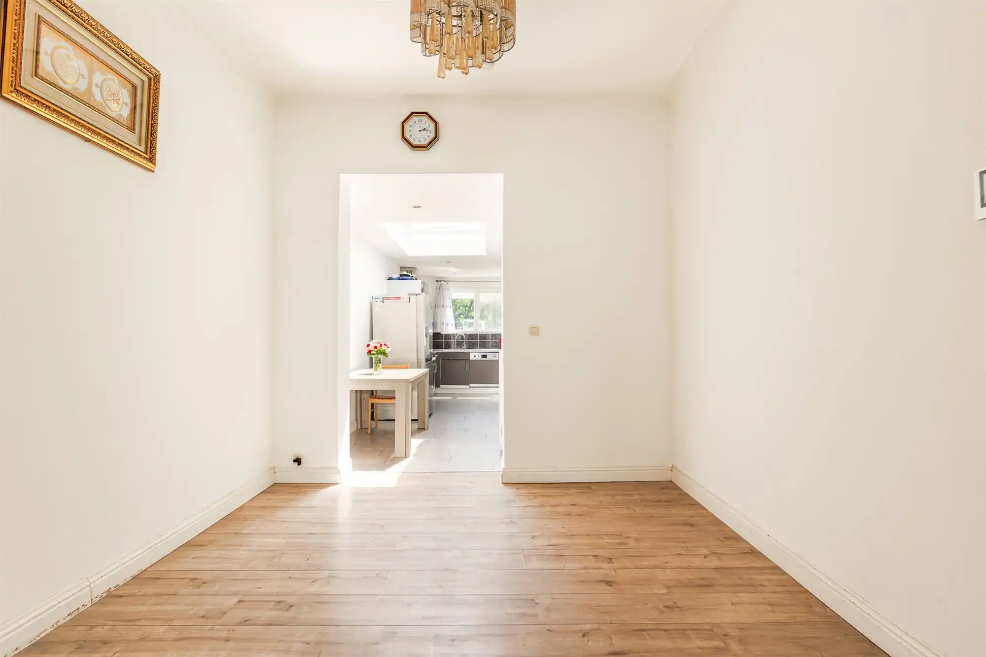 Instapklare woning met 3 slpkmrs., tuin en zonnepanelen foto 5