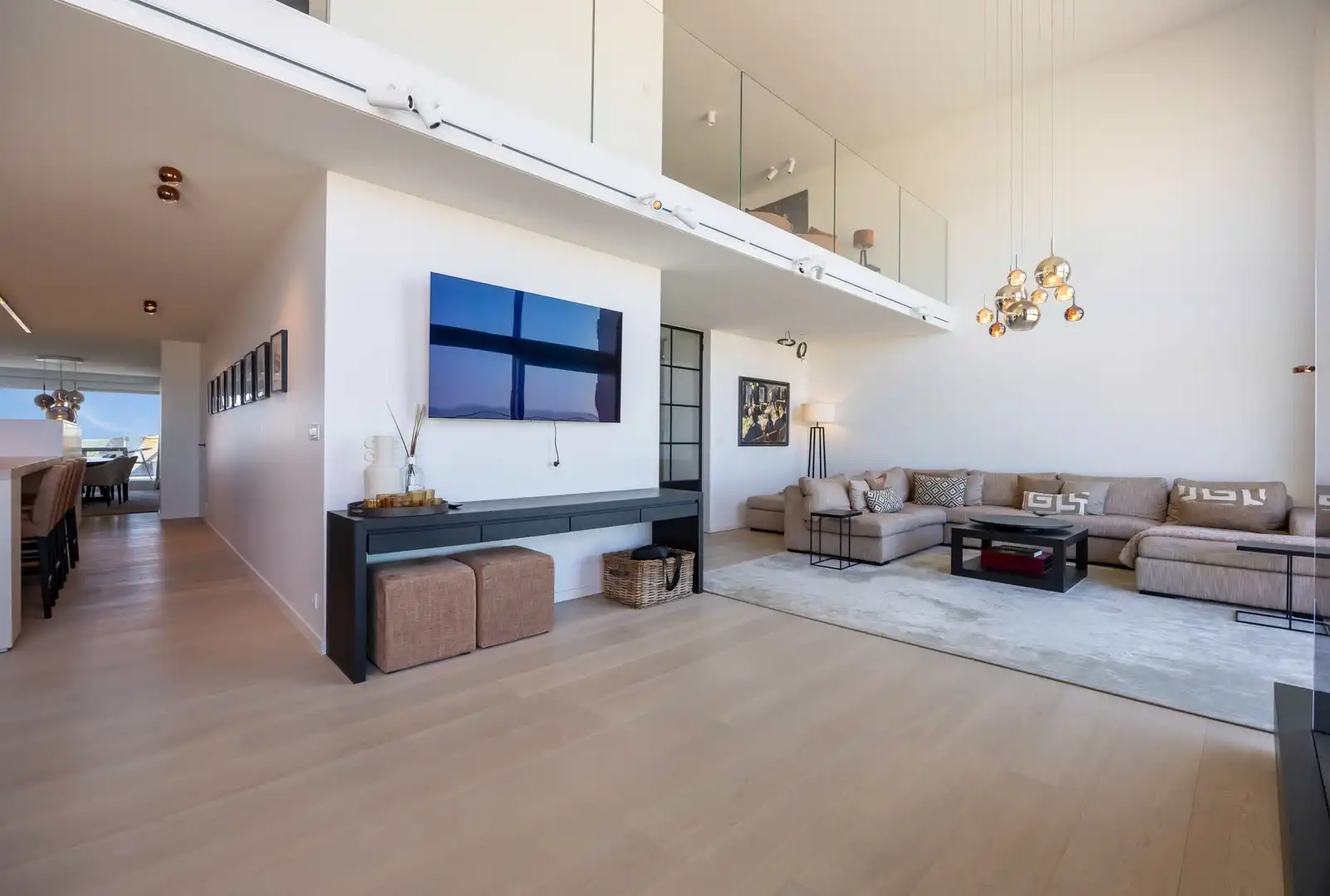 Exclusieve mezzanine met panoramisch frontaal zeezicht – Residentie Royal Navy foto 16