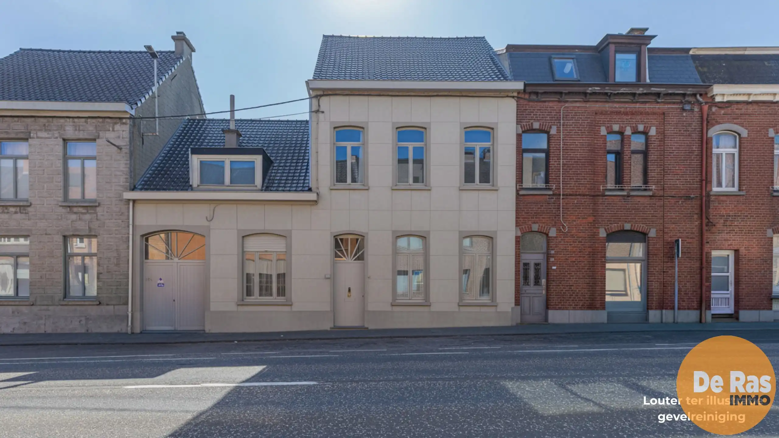 AALST - Instapklare, centraal gelegen gezinswoning foto {{pictureIndex}}