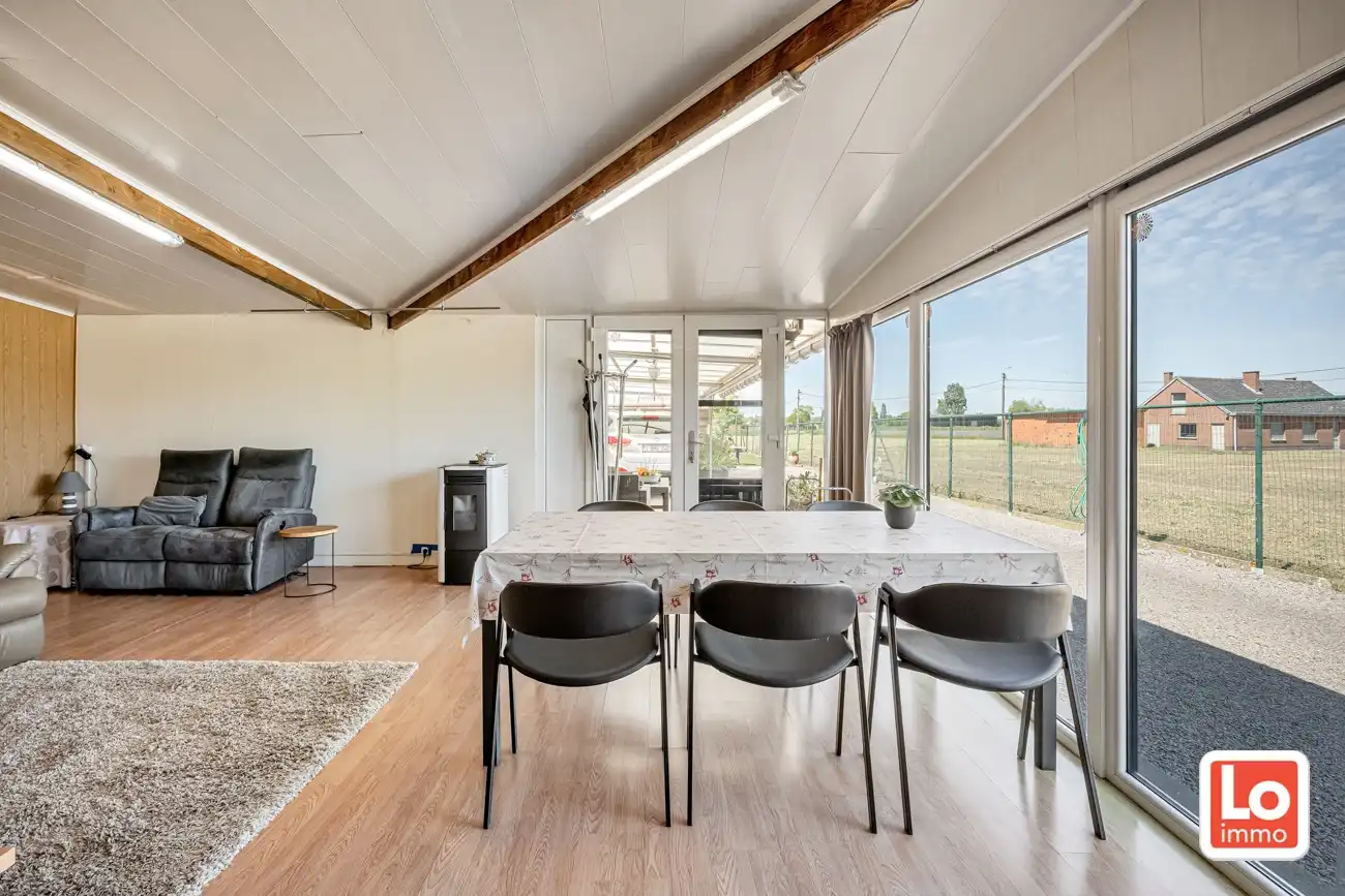 Landelijk gelegen half open woning met ruim bijgebouw (ca. 65m) en grote tuin met open zicht tussen Hijfte en Lochristi. foto 15