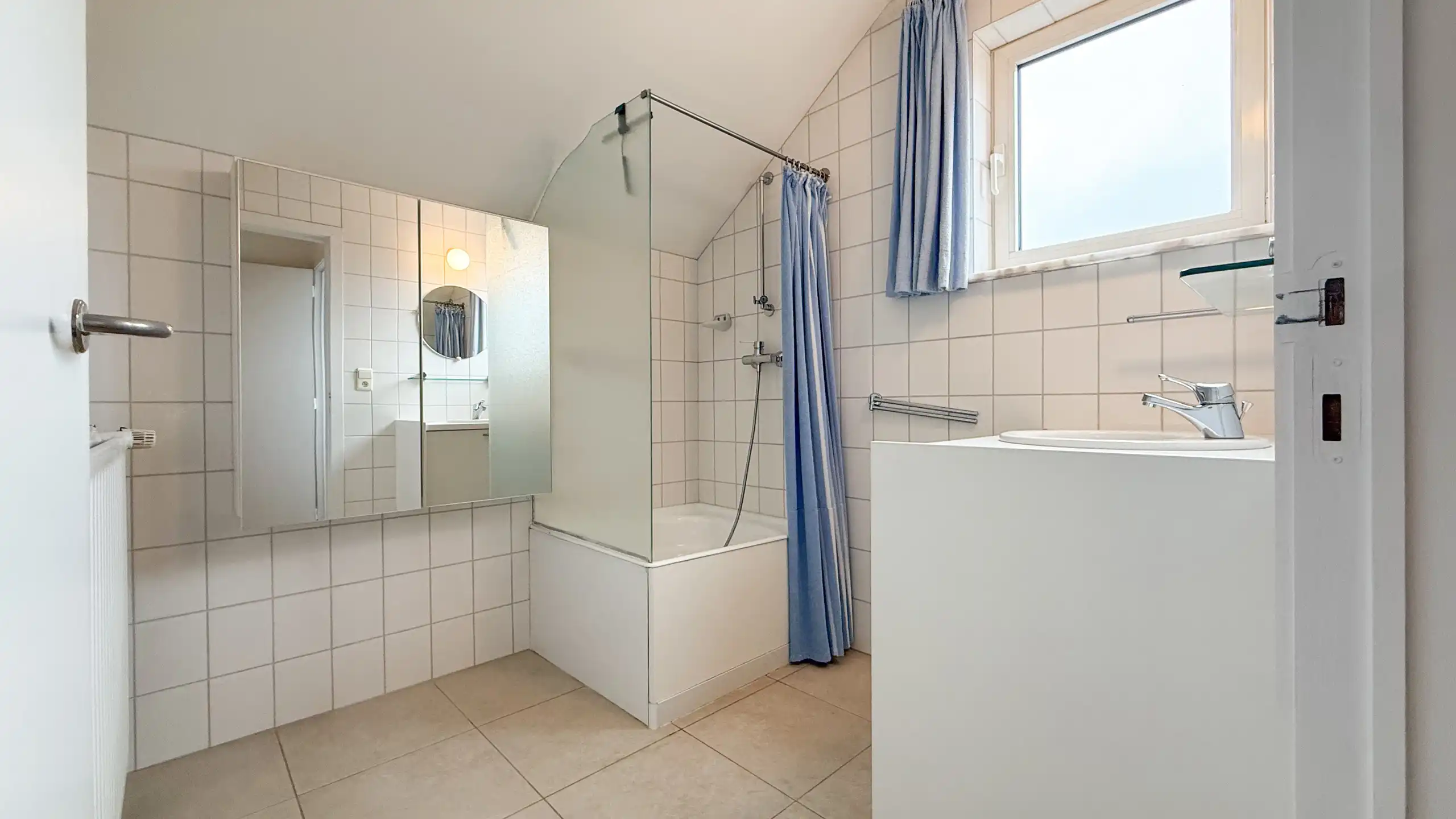 Gezinswoning met ruime garage op riant perceel te Beringen! foto 38