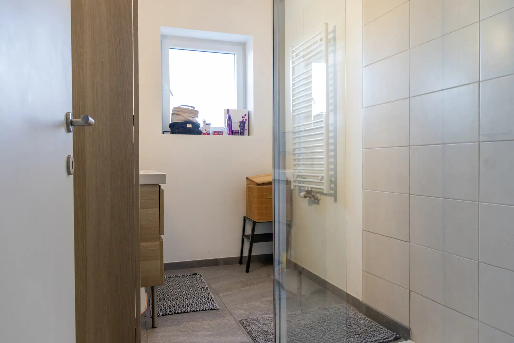 Smaakvol gerenoveerde, instapklare woning met 3 slaapkamers in het hartje van Temse foto 10