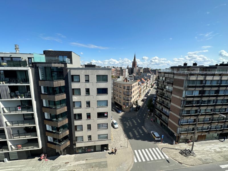 Uniek 1slpk dakappartement met royale zonneterassen op wandelafstand van zee ! foto 14