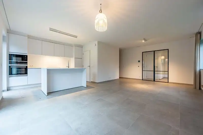 Luxueuze landelijke woning TE HUUR met ruime tuin, garage en 3 slaapkamers in het prachtige Wielsbeke. foto 5