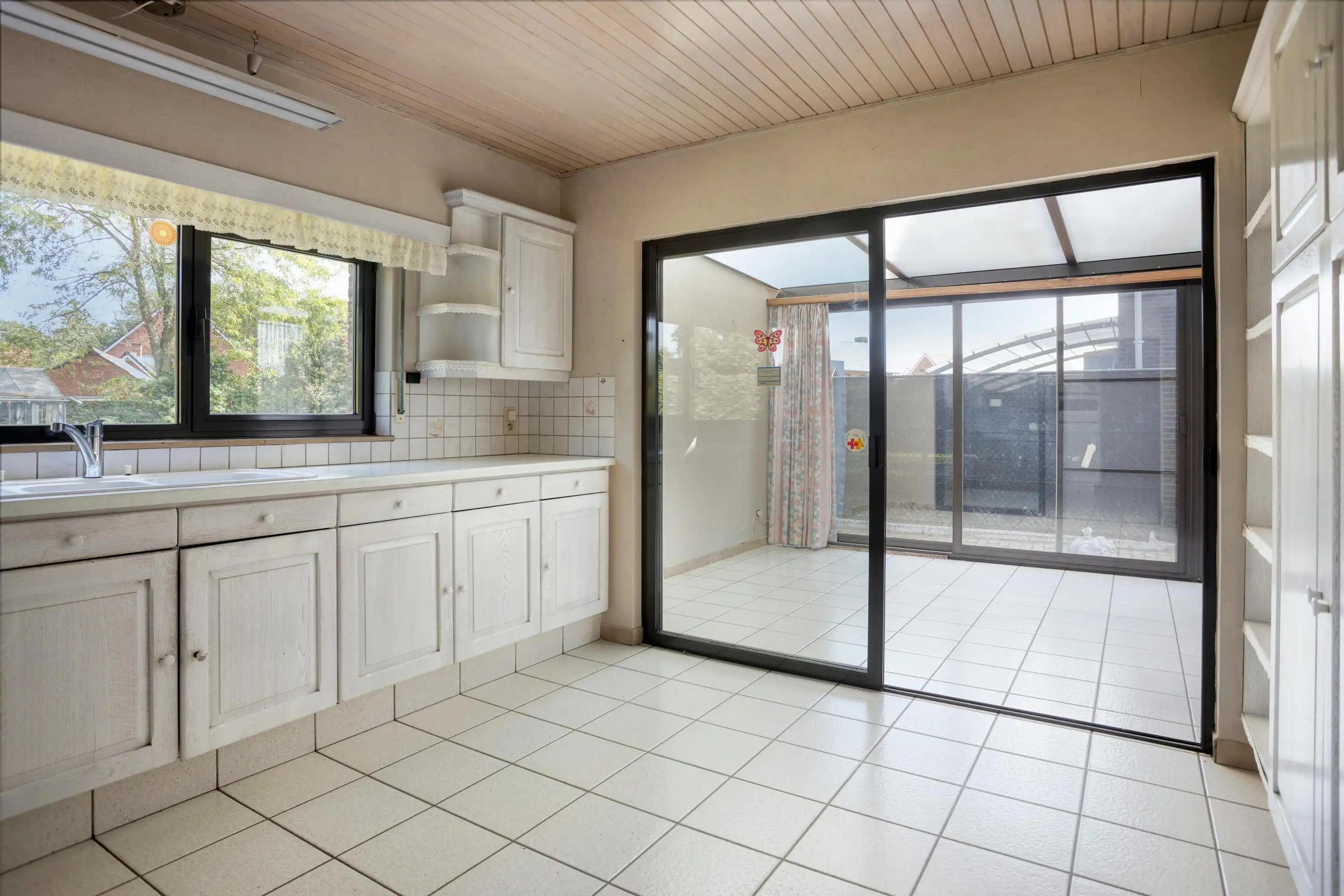 Goed gelegen huis te koop in Lichtaart foto 9