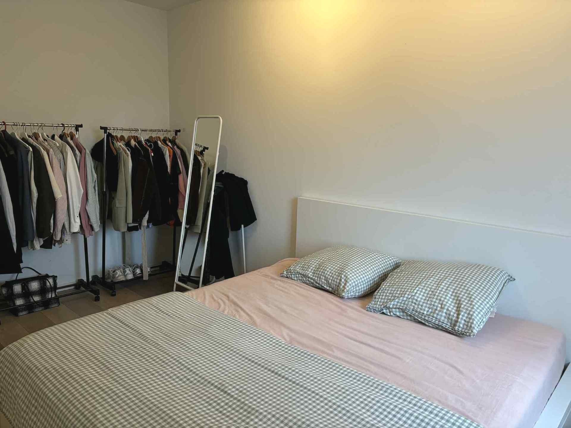 WETTEREN - Recent duplexappartement in het centrum foto 6