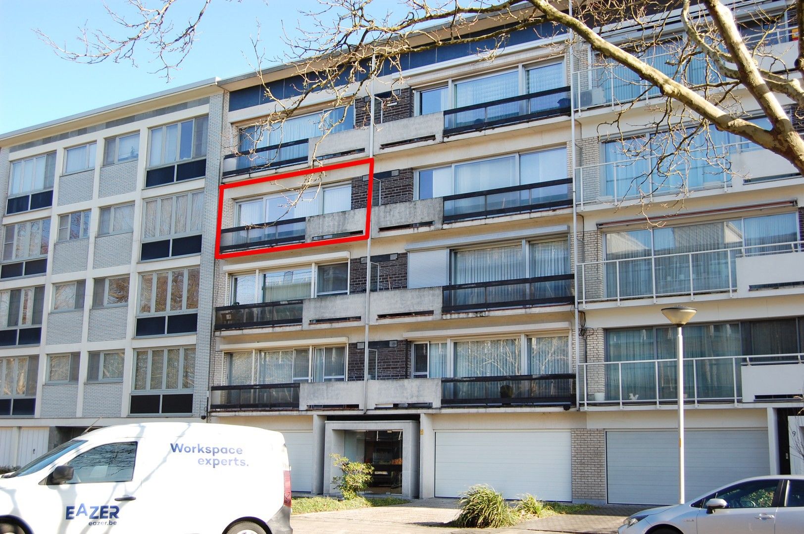 APPARTEMENT foto {{pictureIndex}}