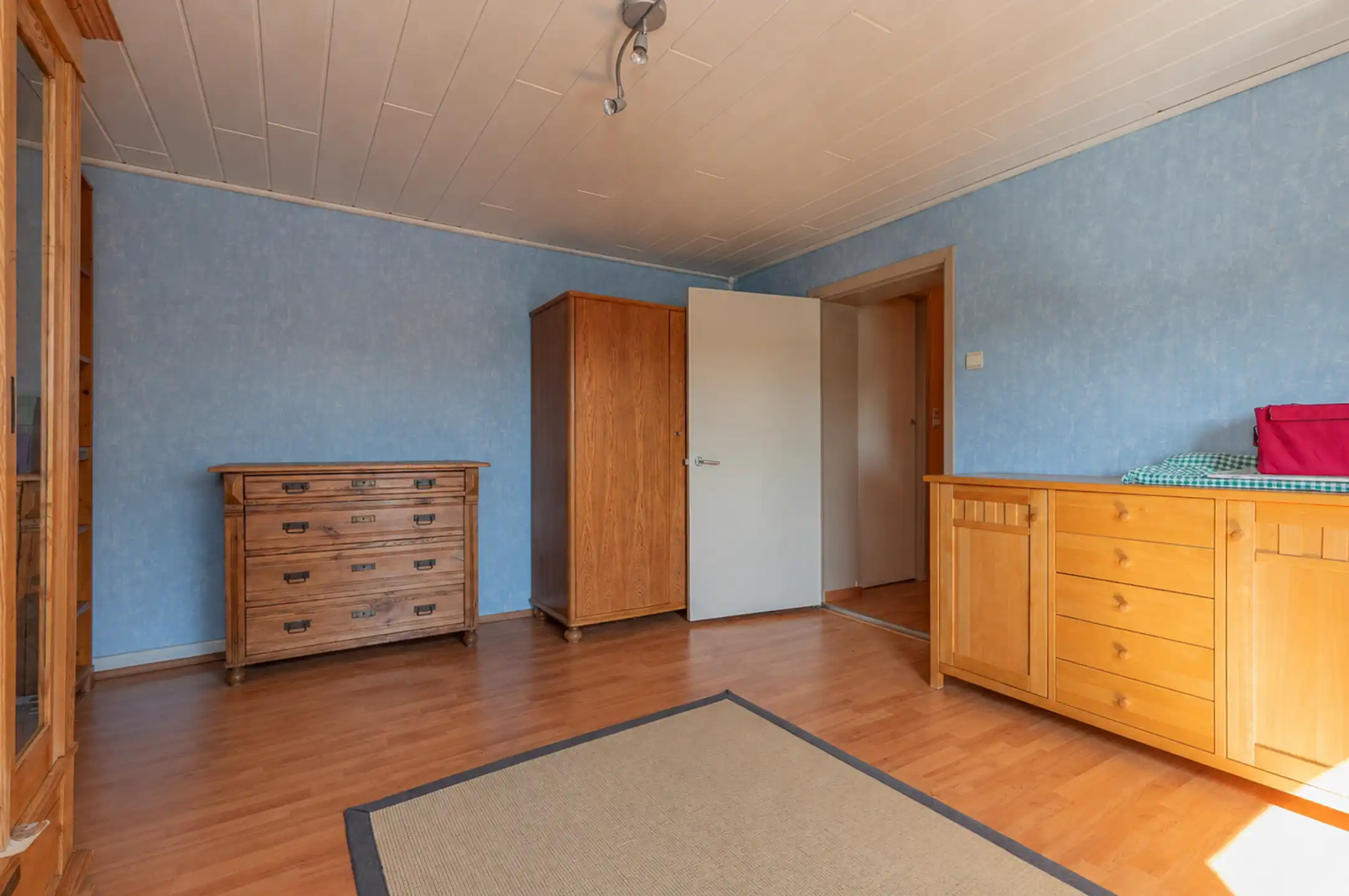 NIEUWERKERKEN - Goed onderhouden woning met tuin foto 14