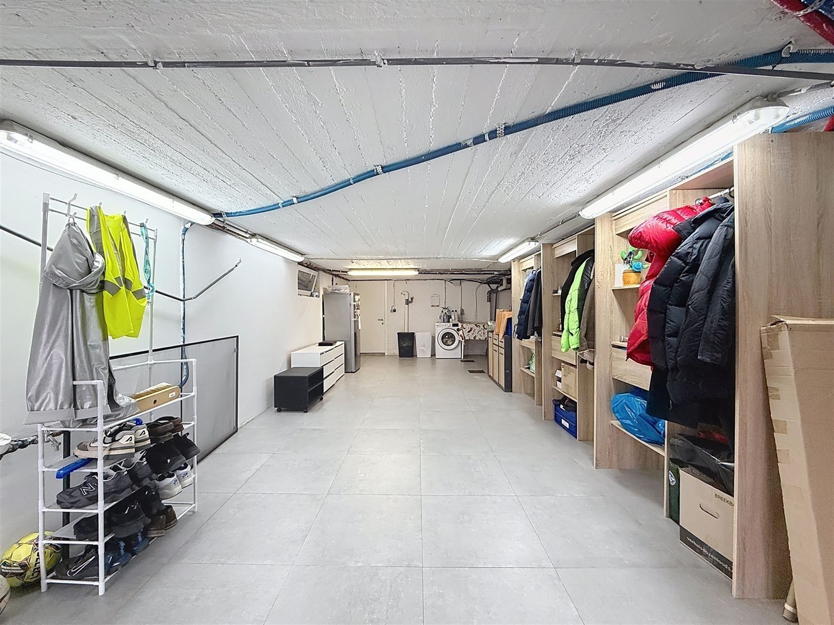 Ruime gerenoveerde woning, 5 slpks, 2 bdks, tuin, 11a 11ca  foto 56