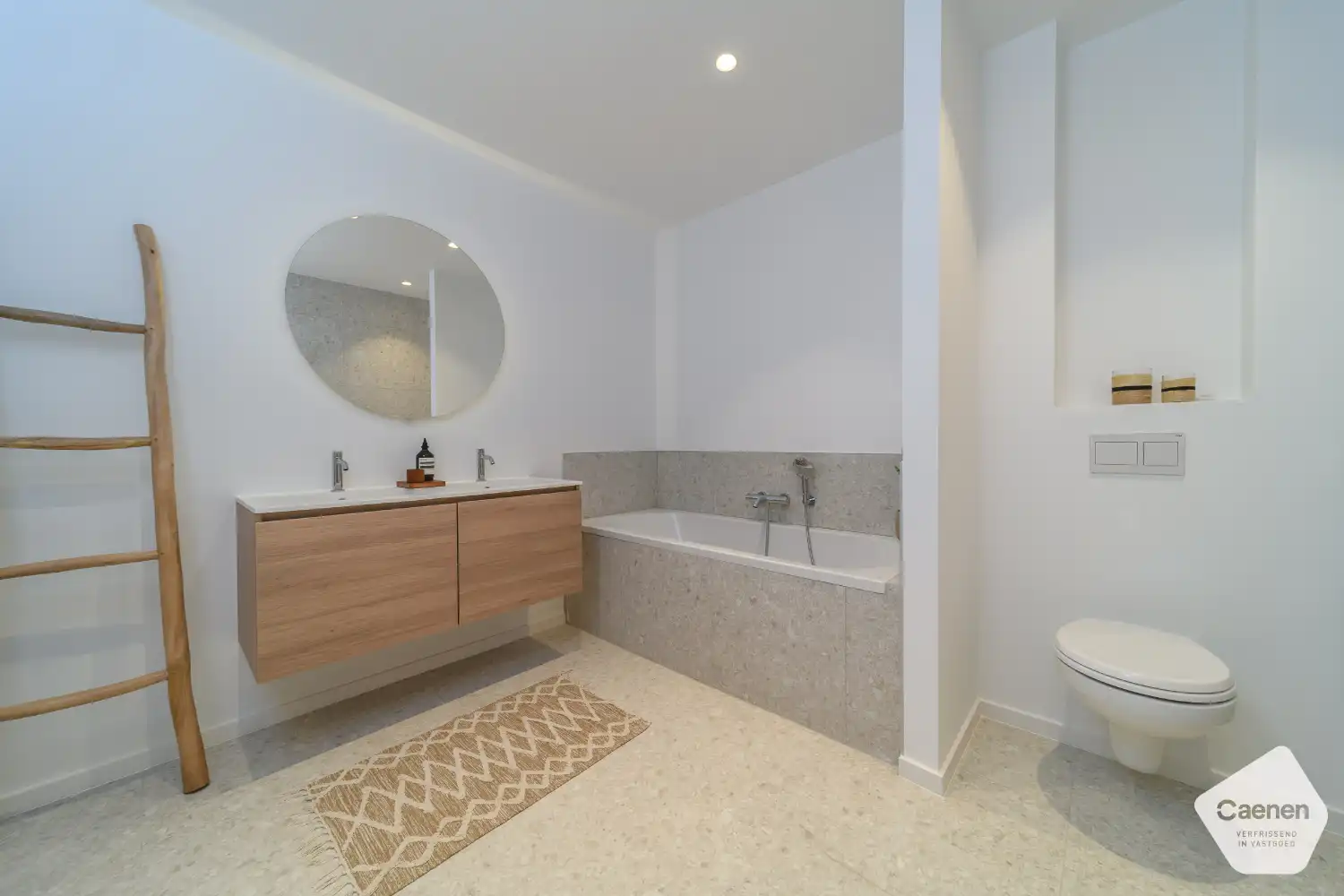 Totaalrenovatieproject in het hart van De Panne foto 8
