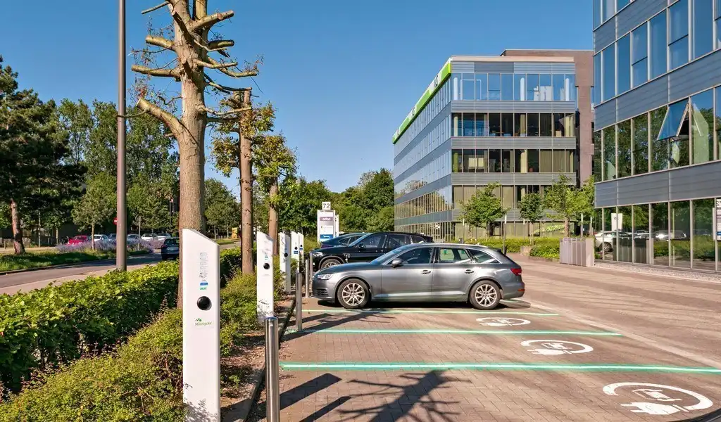 Kantoorruimte te huur in The Ultimate te Berchem foto 22