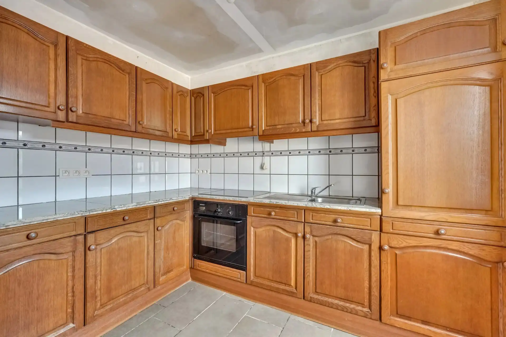 Gerenoveerde woning net buiten de ring foto 4