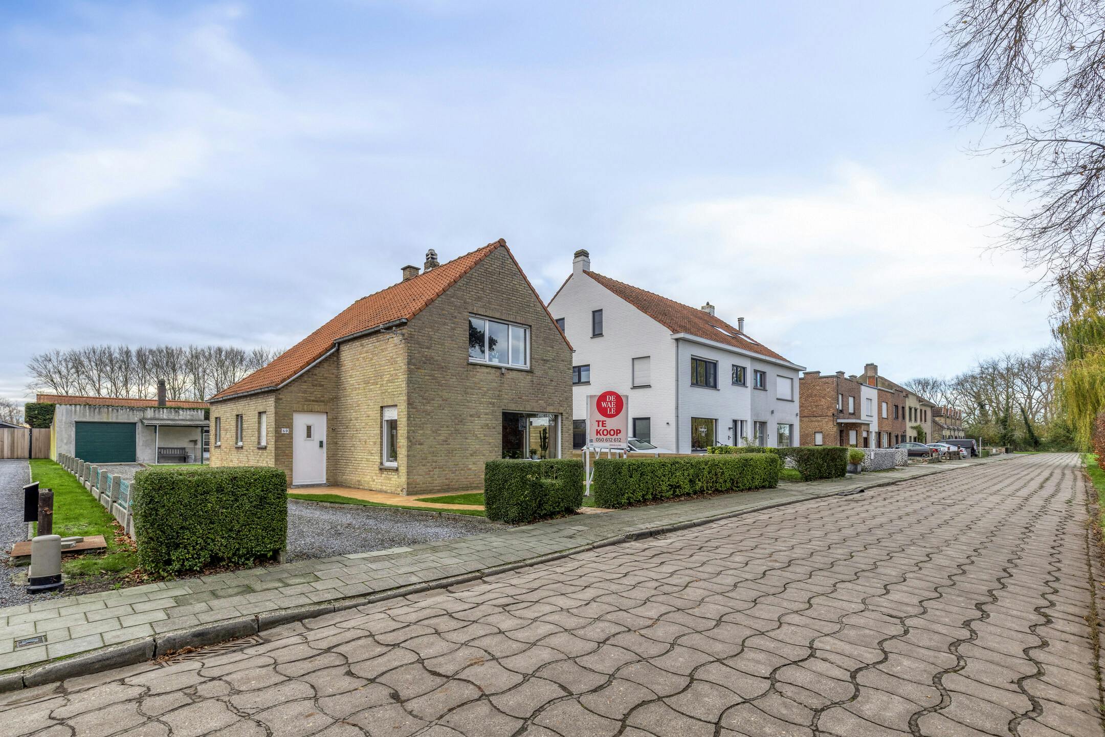 Hoofdfoto van de publicatie: Villa op een perceel van 560m² te koop in Lissewege 