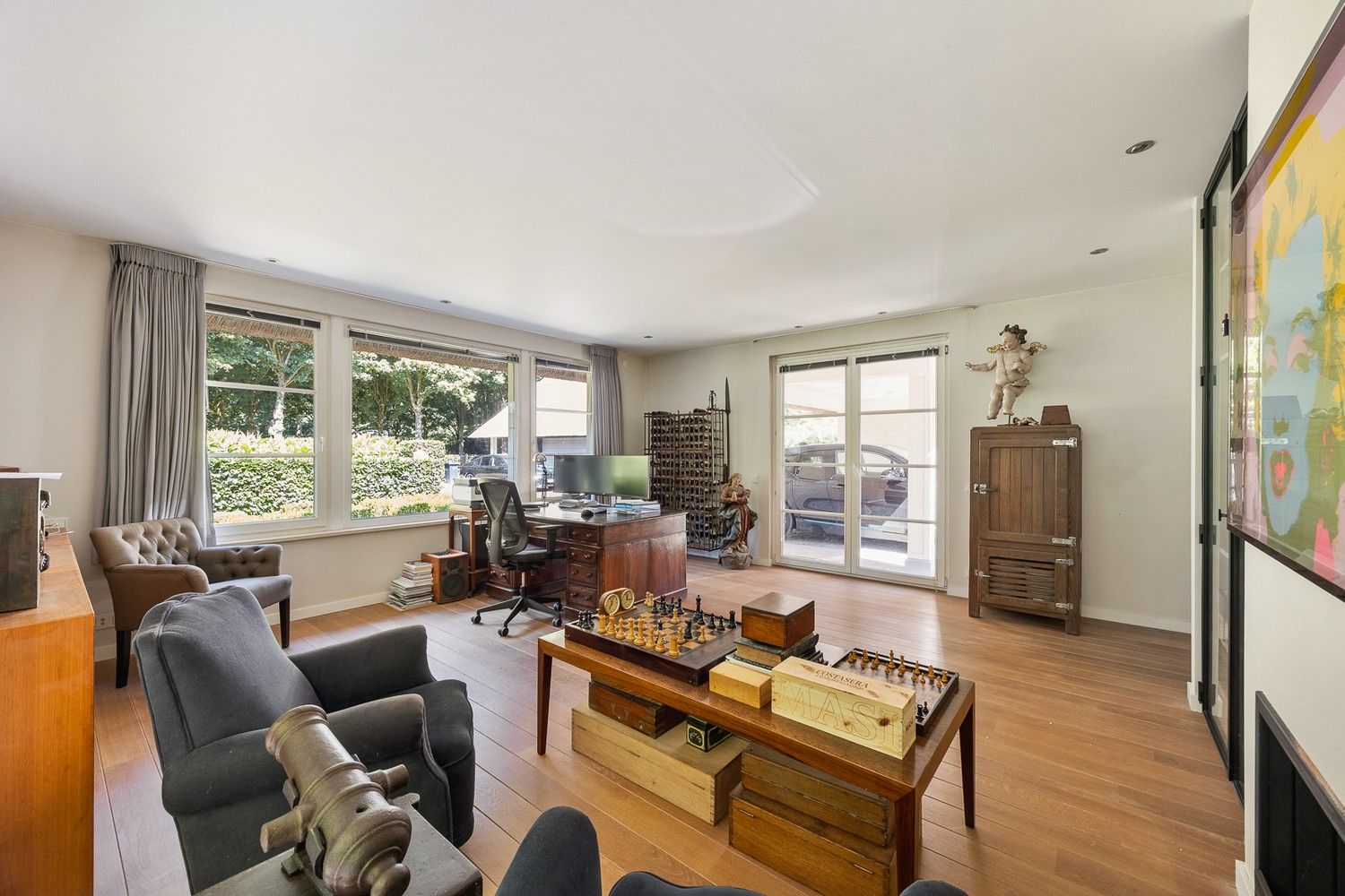 Architecturale rietgedekte villa op 5.717 m² grond foto 14