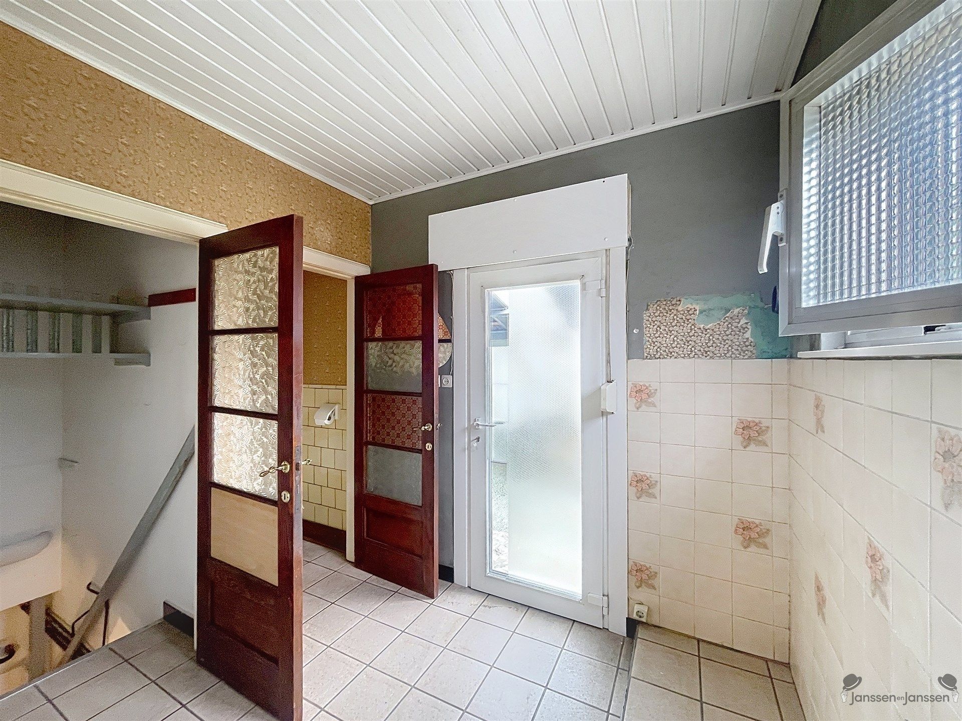 Te renoveren laagbouwwoning op ruim perceel van 585 m² – Brasschaat foto 6