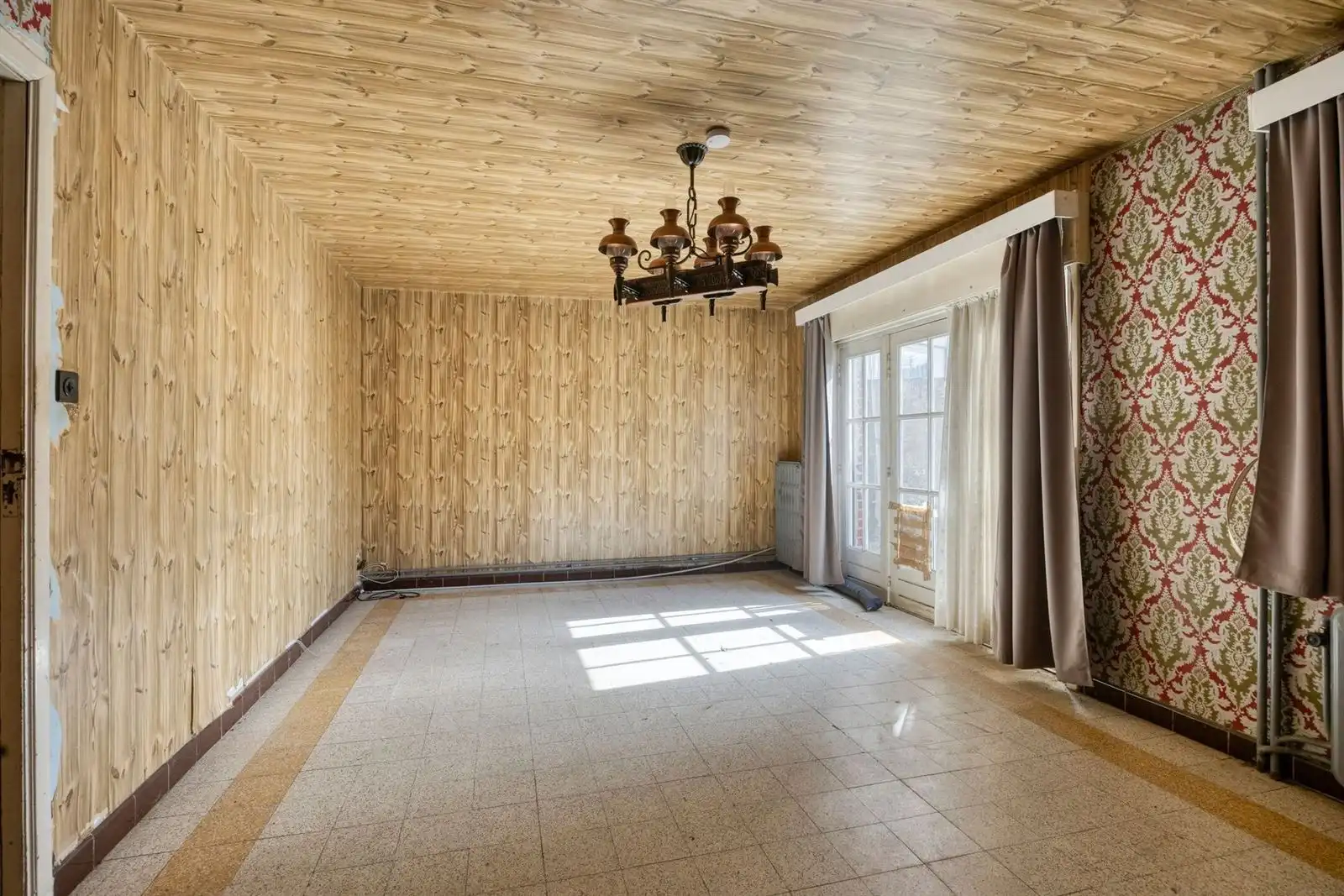 Woning met garage (aan de overkant) en 3 slaapkamers foto 9