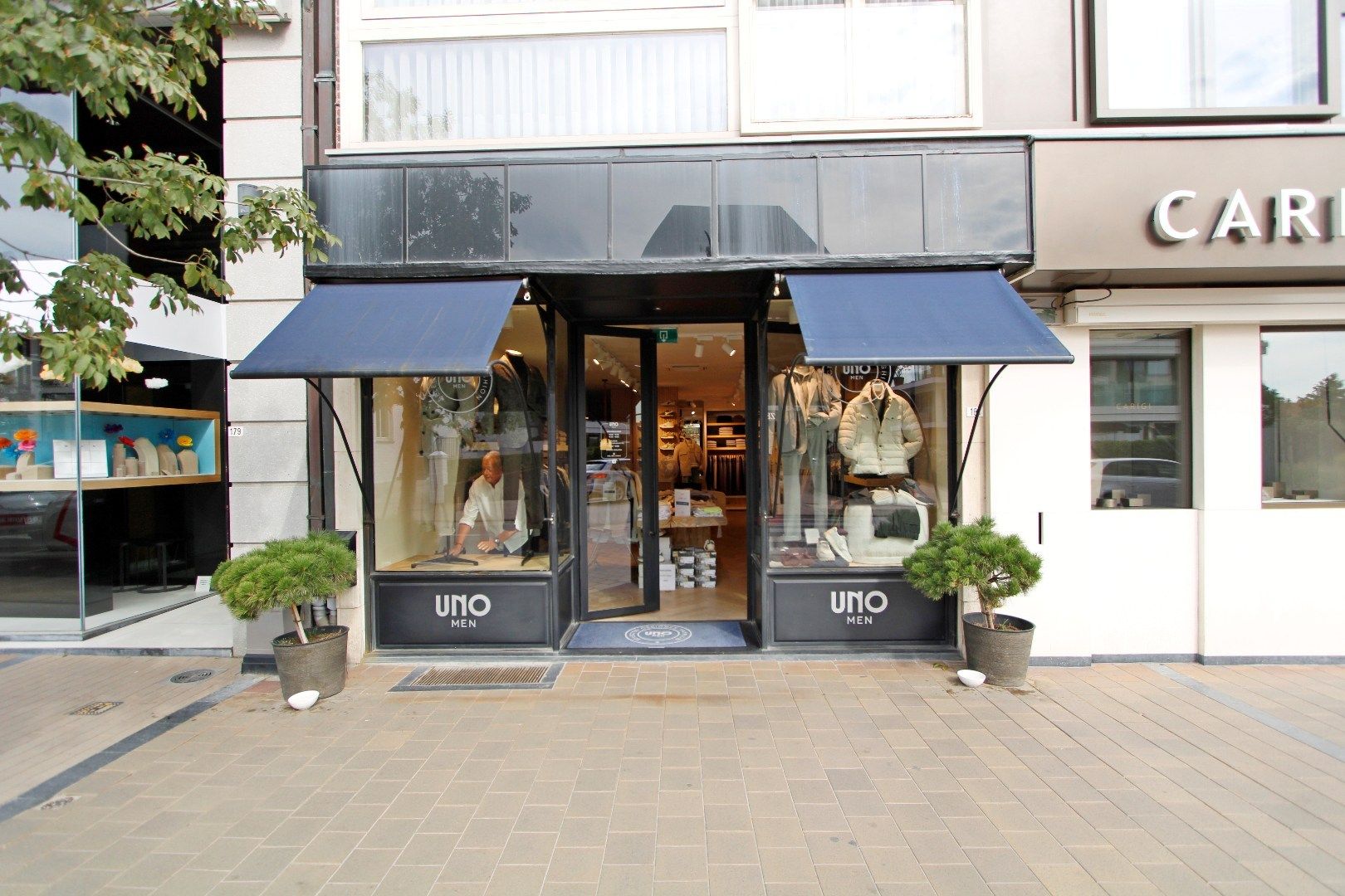 Winkel te huur Kustlaan 181 Knokke te huur foto {{pictureIndex}}