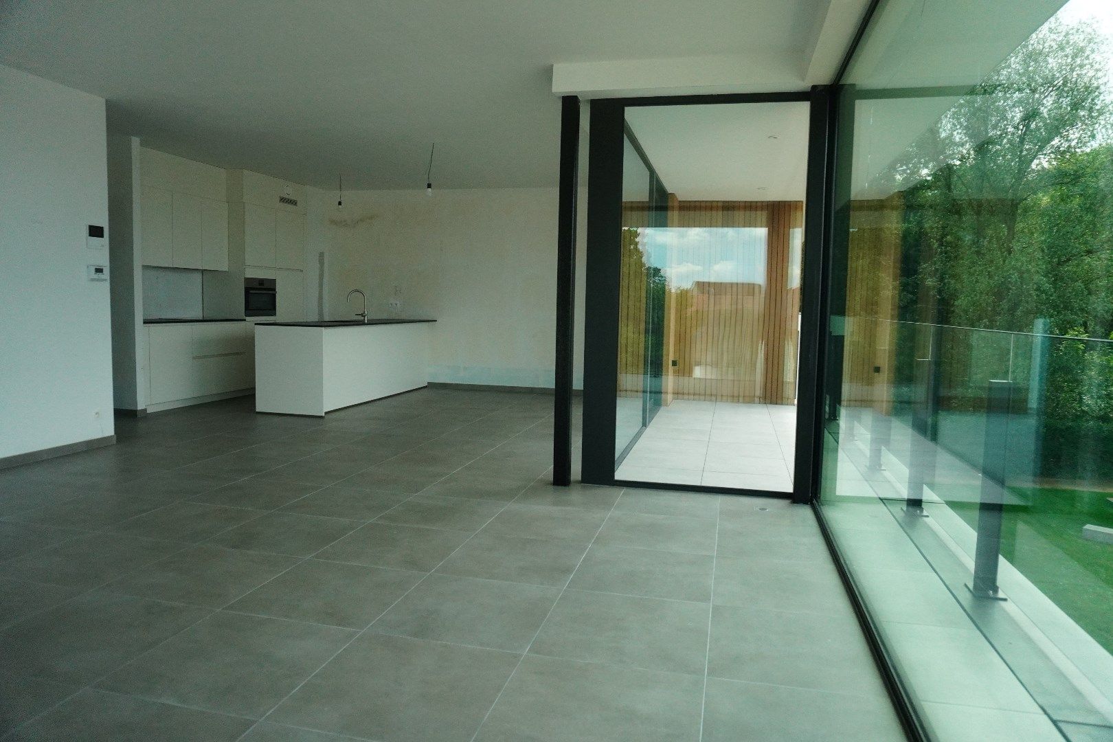 Uitzonderlijk en luxueus nieuwbouwappartement met 2 badkamers, 2 terrassen en autostaanplaats foto 10