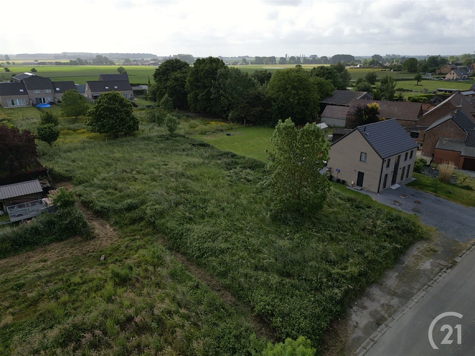Bouwgrond voor half open bebouwing op 8are17 foto 4