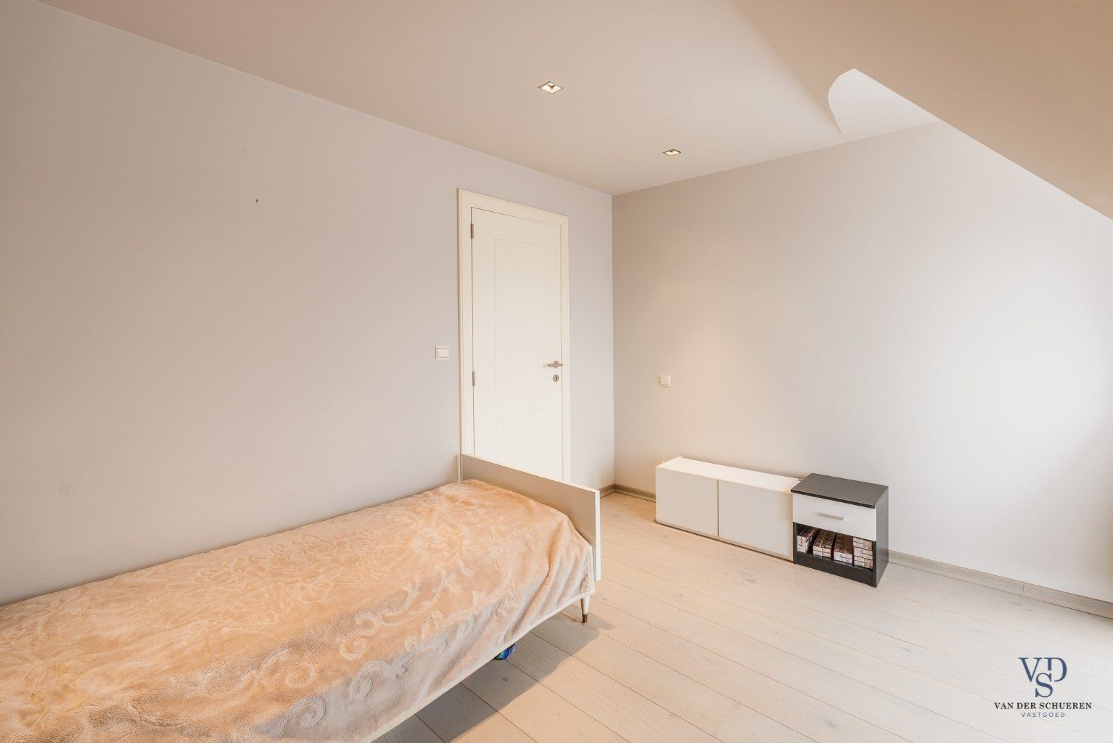 Ruim en stijlvol duplex appartement met twee terrassen foto 14