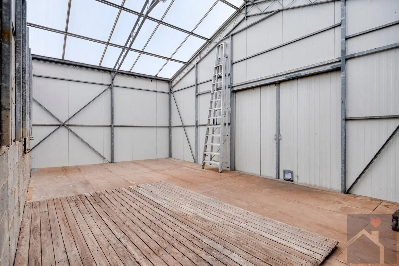 🐴 WONEN MET JE PAARDEN AAN HUIS? DIT IS ER ÉÉN OM TE BEKIJKEN! 🏡 foto 39