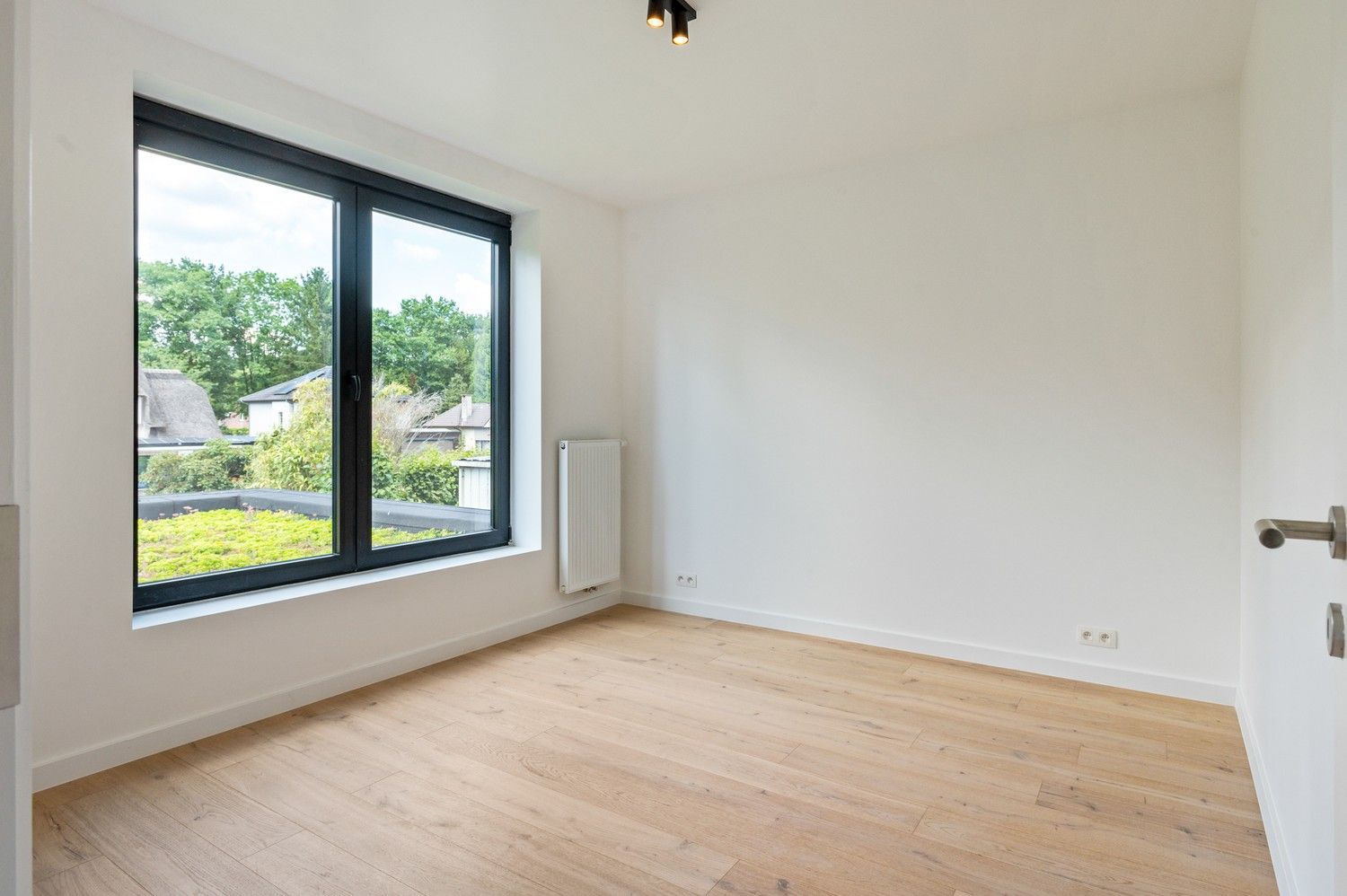 Halfopen nieuwbouwwoning met 4 à 5 SLPKS en grote tuin in Kapellen! foto 16