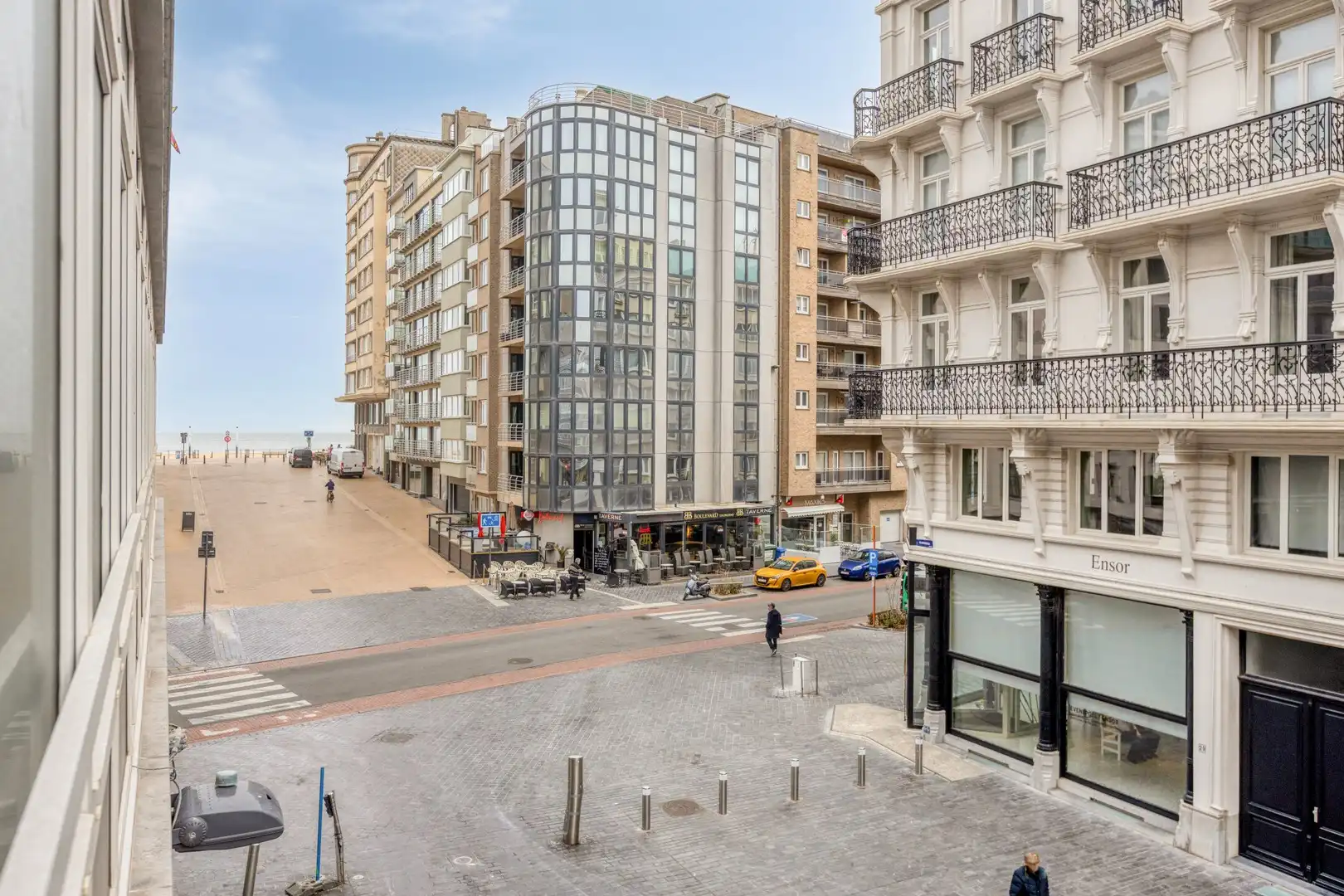 Prachtig 2-slaapkamer appartement met zijdelings zeezicht gelegen in de iconische Europagalerij in het centrum van Oostende. foto 18