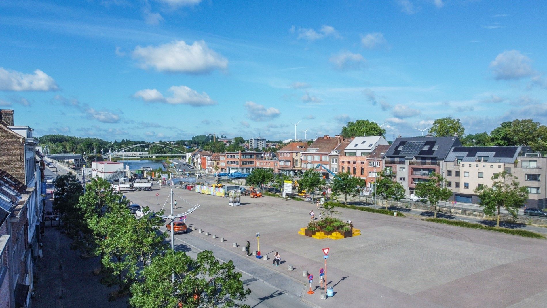 OPBRENGSTEIGENDOM MET 3 APP. + GARAGEBOXEN ! foto 6