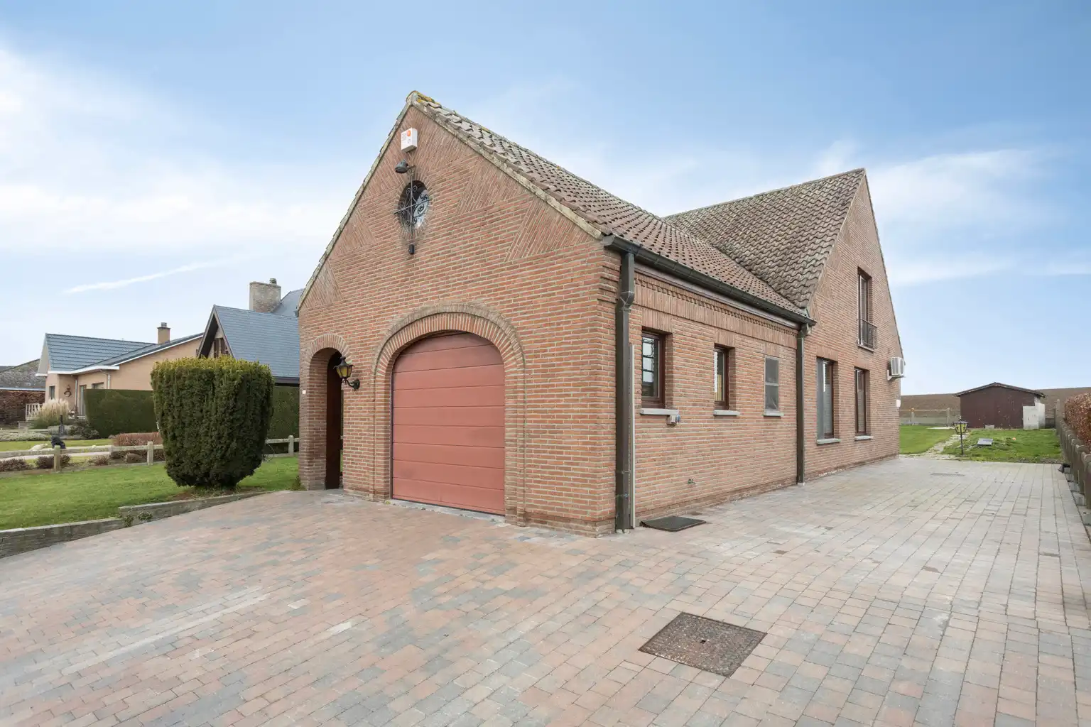 MOOIE WONING MET TUIN IN ELIKSEM (LANDEN) dicht bij Tienen foto 3