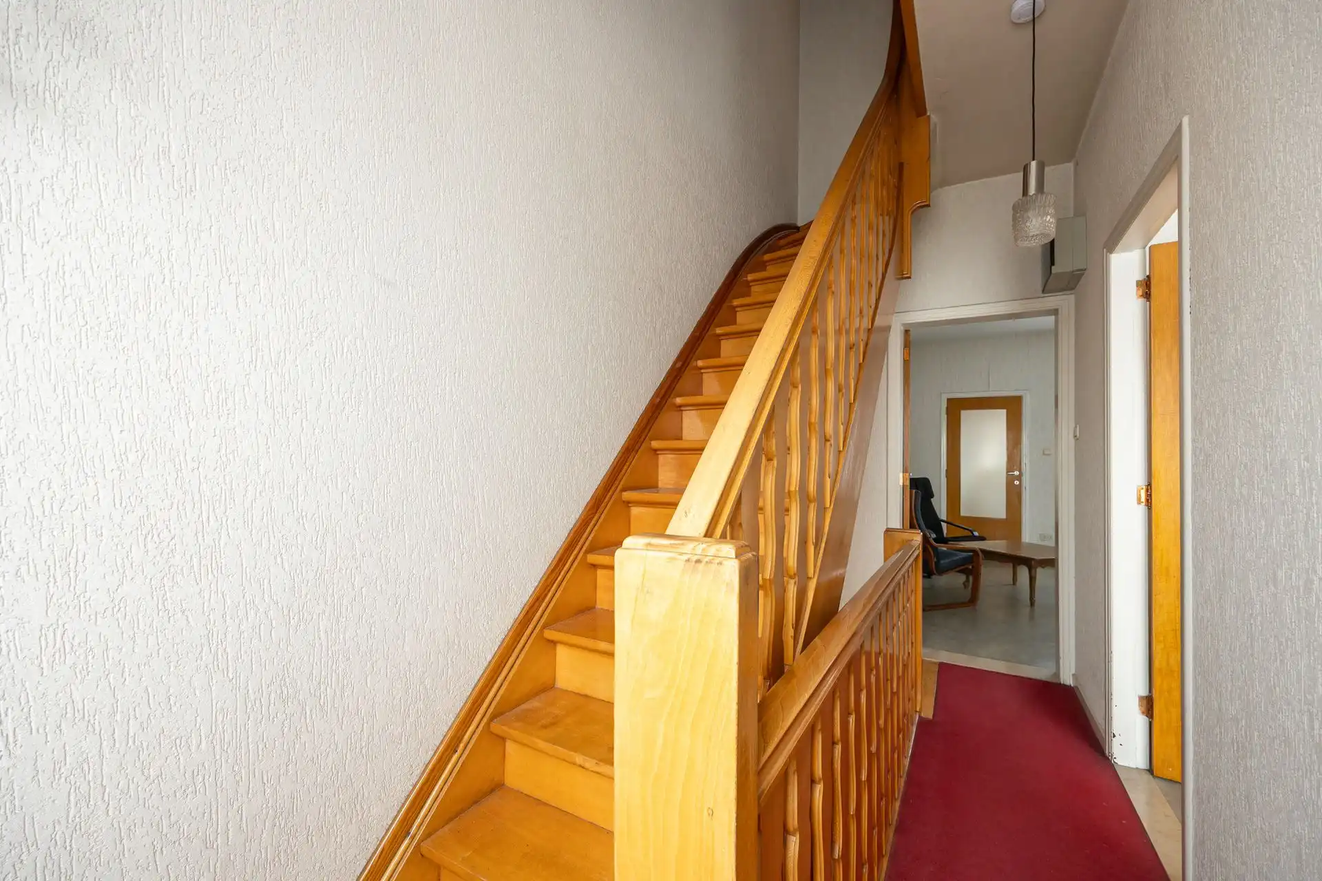 Te renoveren woning met potentieel in de Letterkundestraat! foto 22