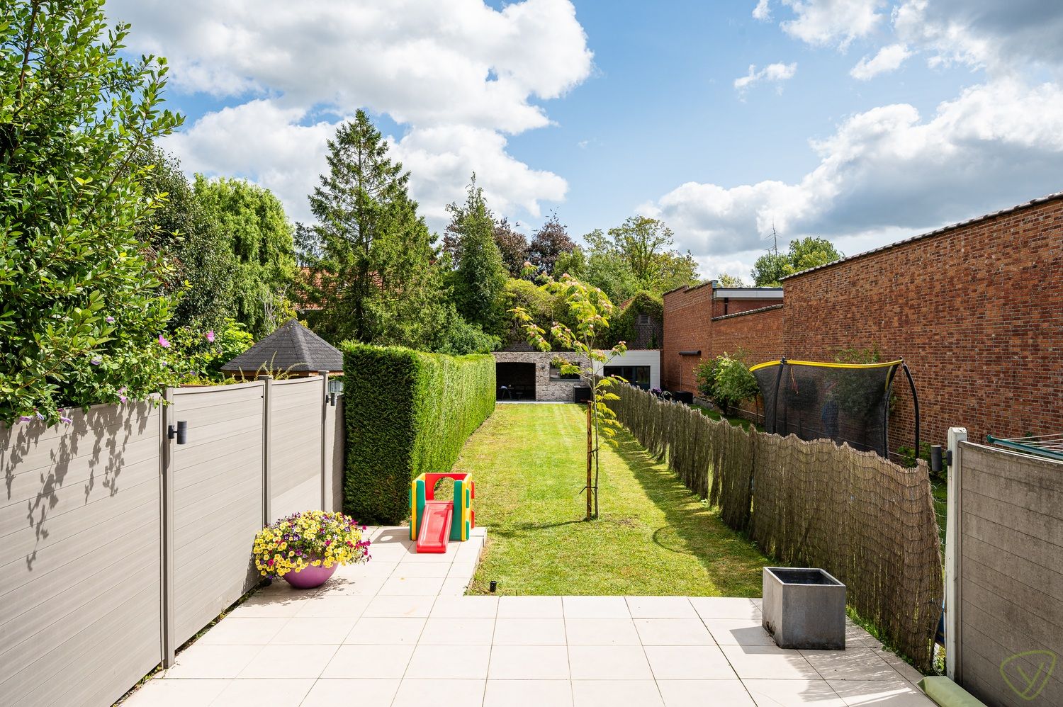 Instapklare woning met tuin en vlakbij het centrum van Eeklo foto 19