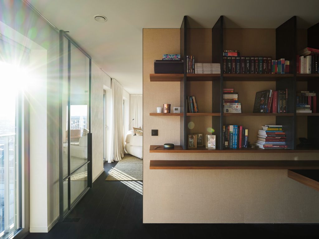 Luxe penthouse (bj. 2021) met twee kamers en een uitzonderlijk terras met panoramisch zicht over Gent en zijn torens. foto 16